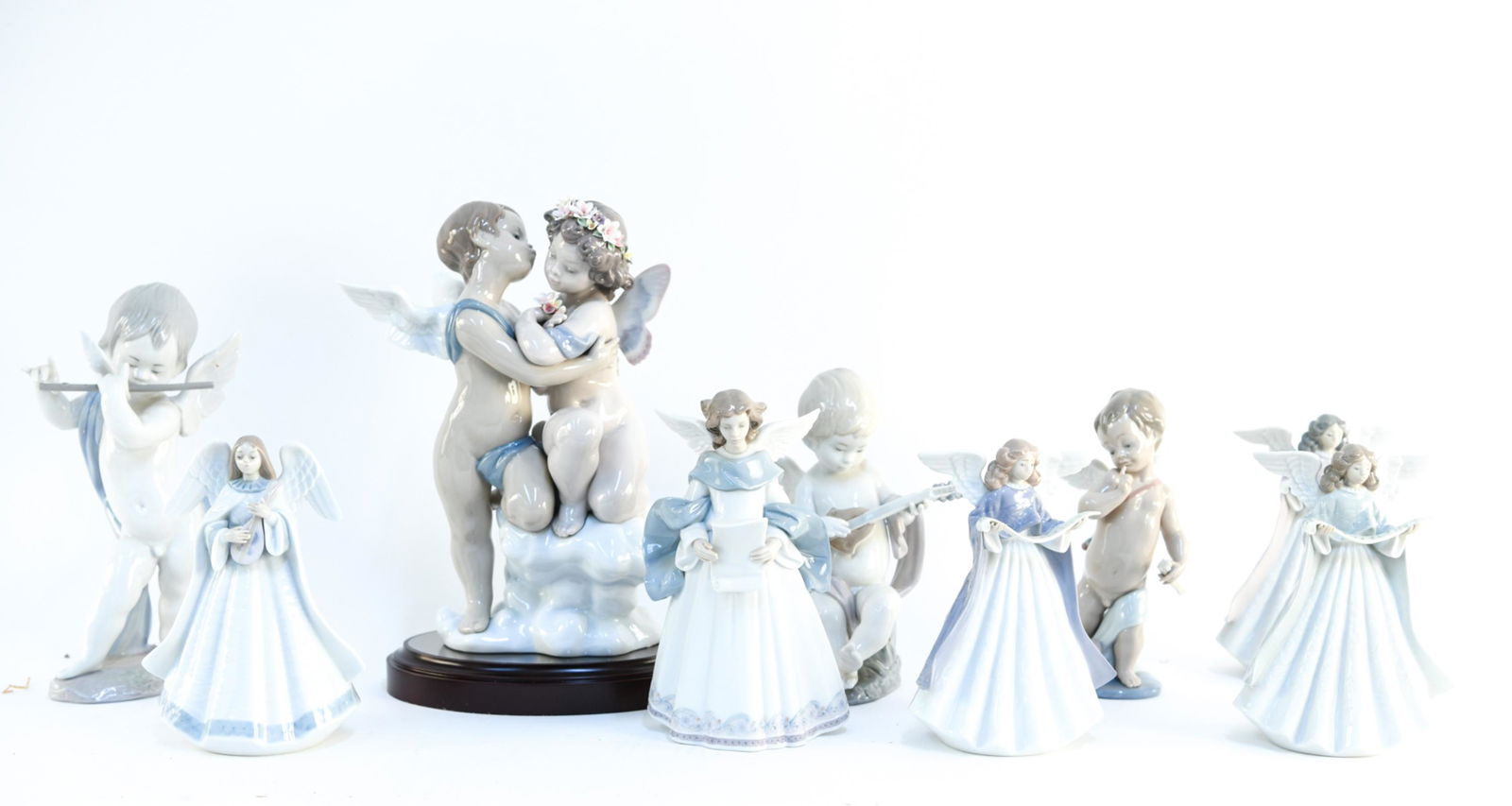 (9) LLADRO ANGELS & CUPID GROUPING (1 of 15)