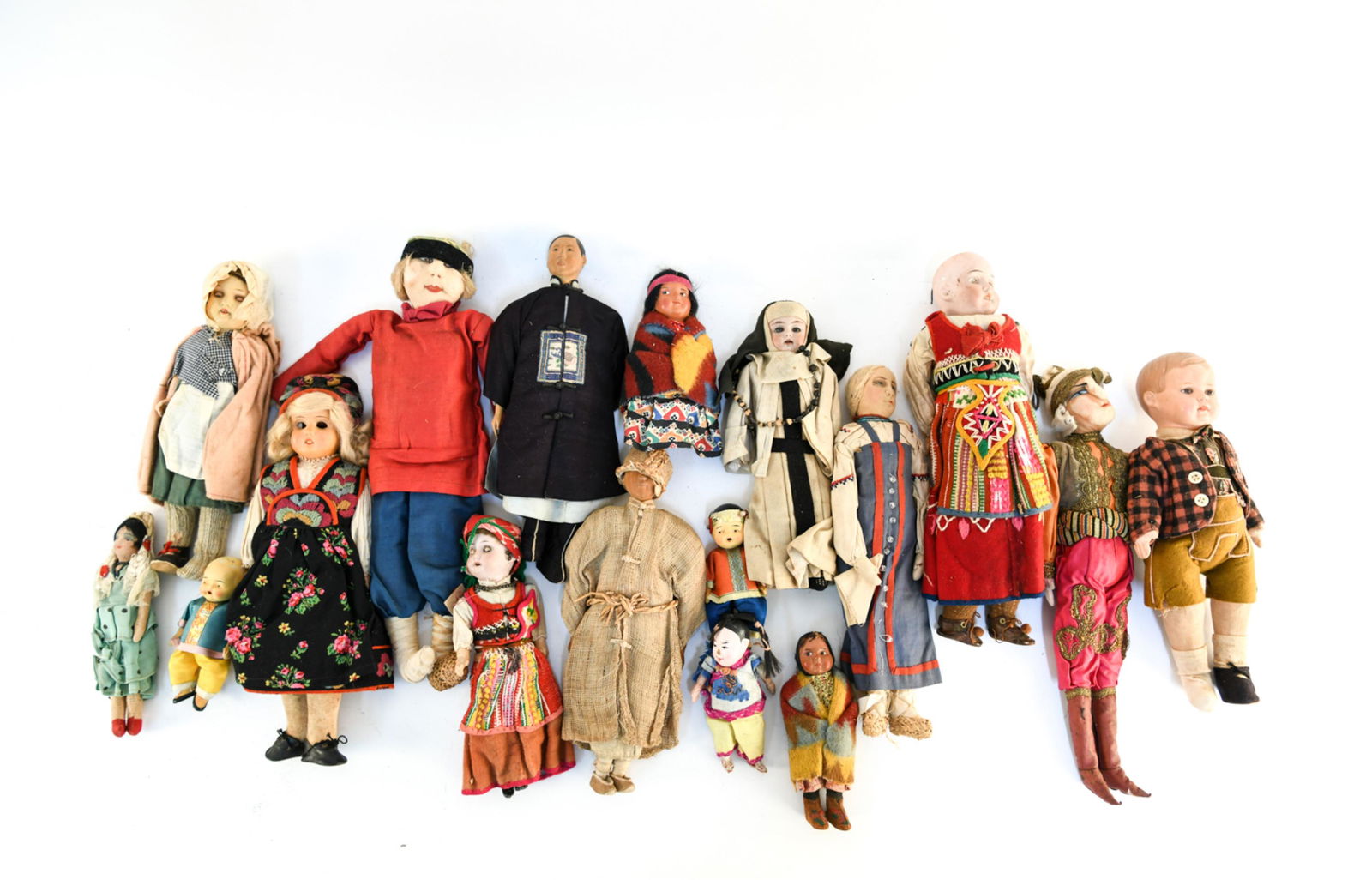 (16) DOLL GROUPING (1 of 14)