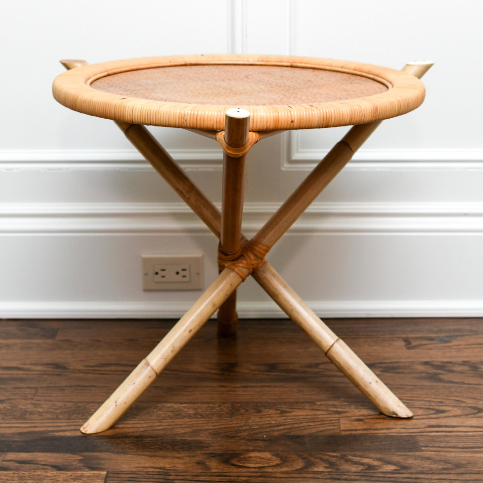 ASIAN STYLE BAMBOO TRAY TOP TABLE: Dimensions: H 26" x Dia. 27" Condition: Use wear. One end cap missing.