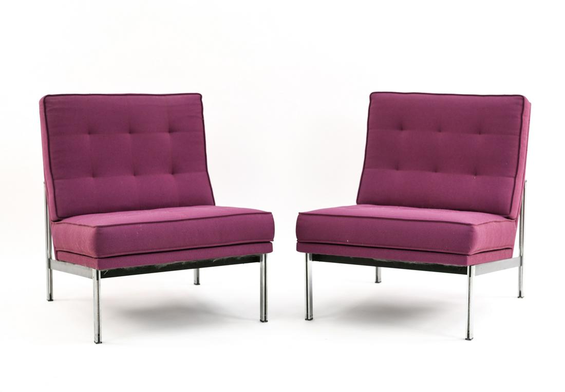 PAIR OF FLORENCE KNOLL LOUNGE CHAIRS: Dimensions: H 30.5" x W 22.25" x D 30" S.H. 16" Condition: Light fading and fraying to upholstery.