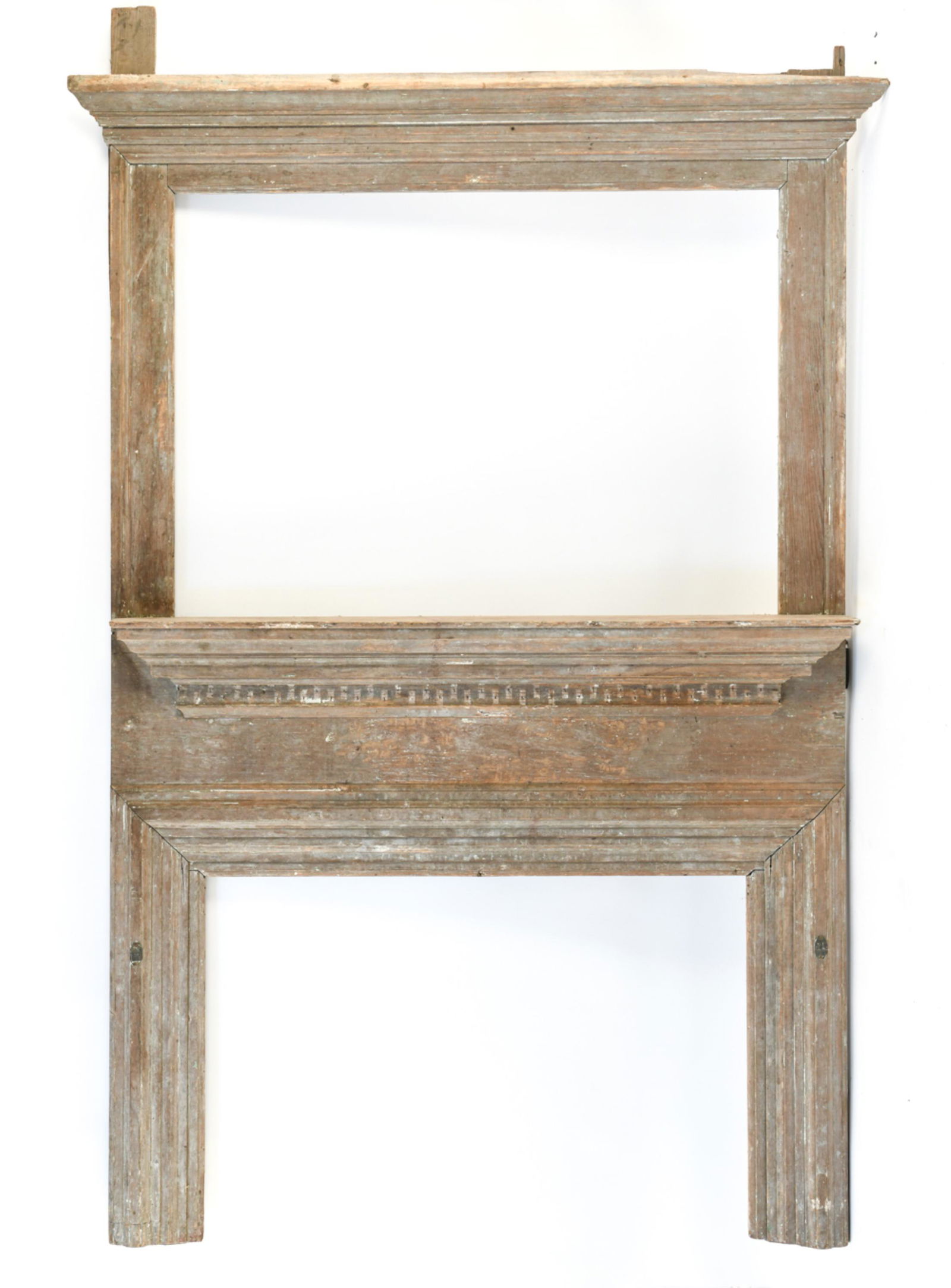 LARGE 18TH C. AMERICAN PINE FIREPLACE MANTEL (1 of 9)