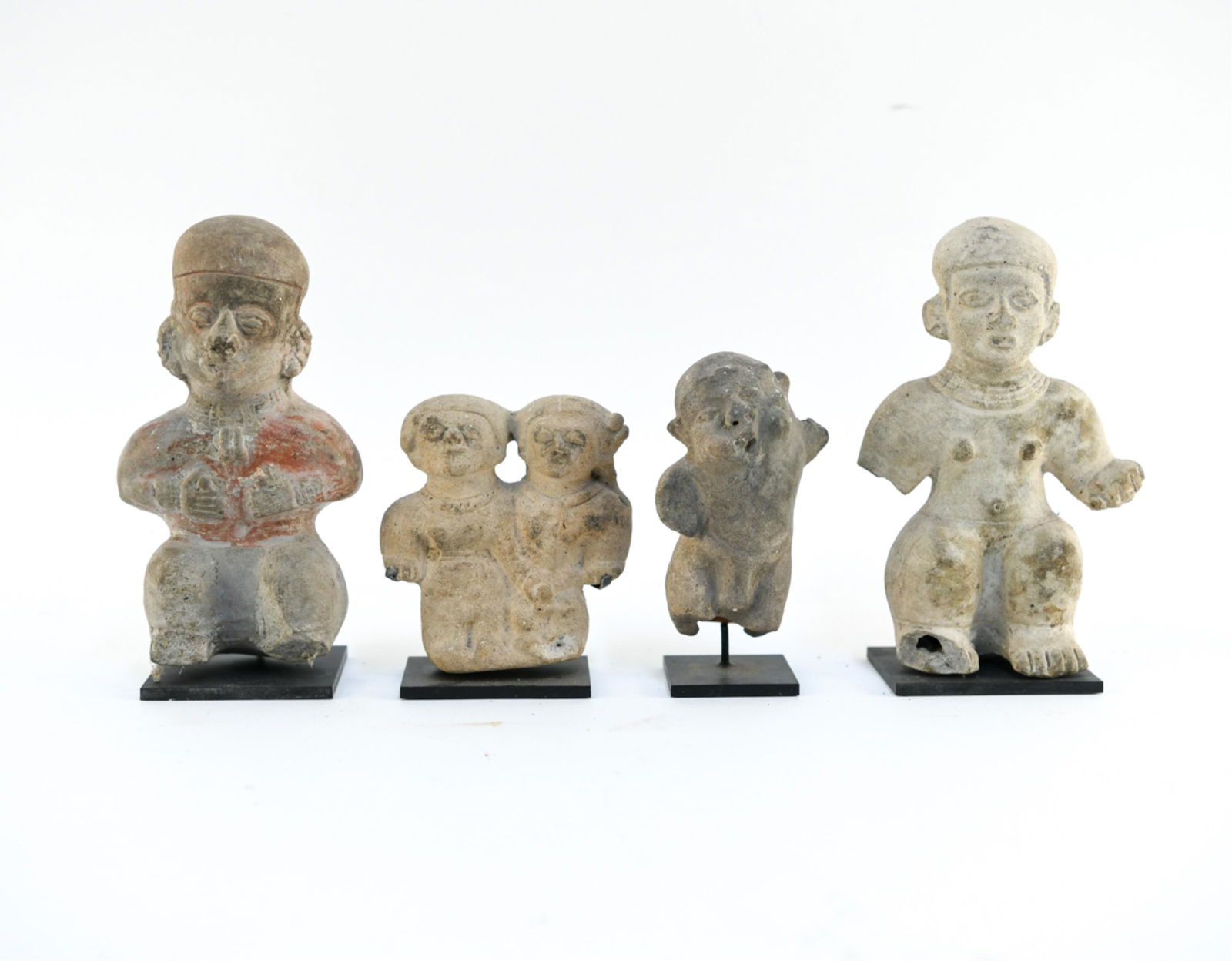 (4) PRE-COLUMBIAN TUMACO-TOLITA FIGURES (1 of 18)