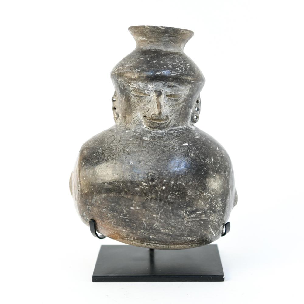 PRE-COLUMBIAN PERU BLACKWARE VESSEL (1 of 10)