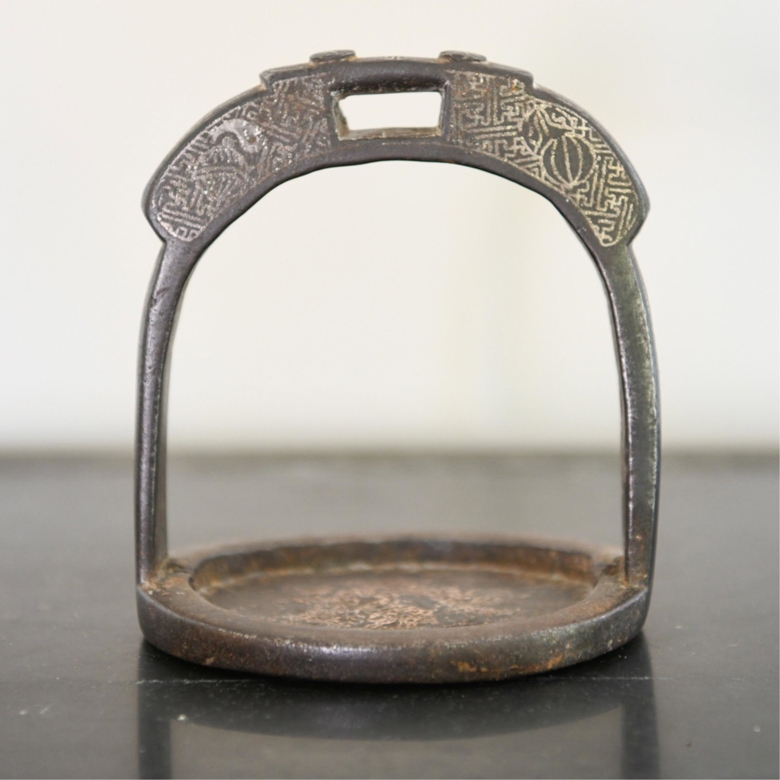 ANTIQUE CHINESE SILVER INLAID BRONZE STIRRUP (1 of 10)