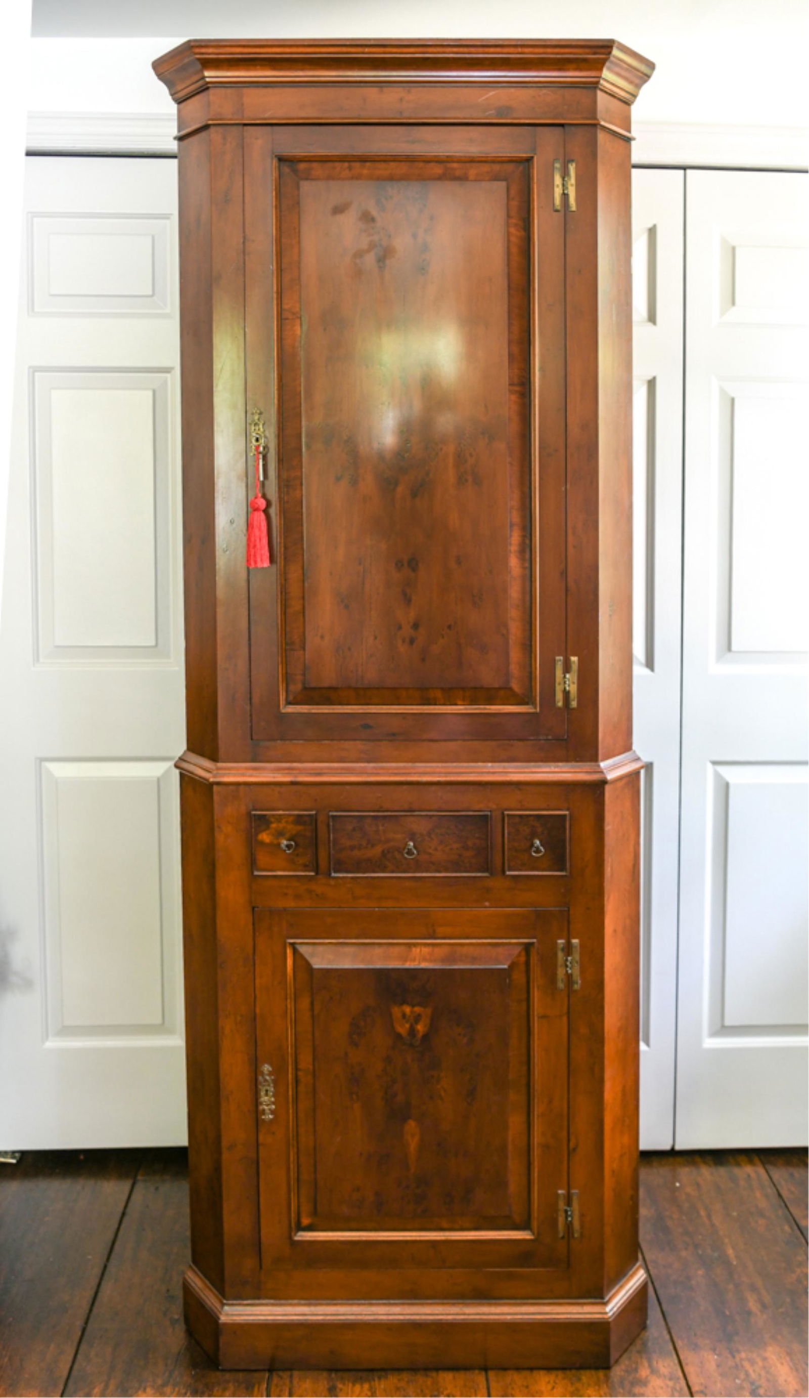 Vintage English Two Piece Yew Wood Corner Cabinet Jun 16 Westport Auction In Ct Vintage English Two Piece Yew Wood Corner Cabinet Jun 16 Westport Auction In Ct