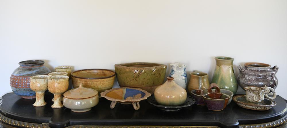 LARGE GROUPING OF MODERN STUDIO CERAMICS (1 of 15)