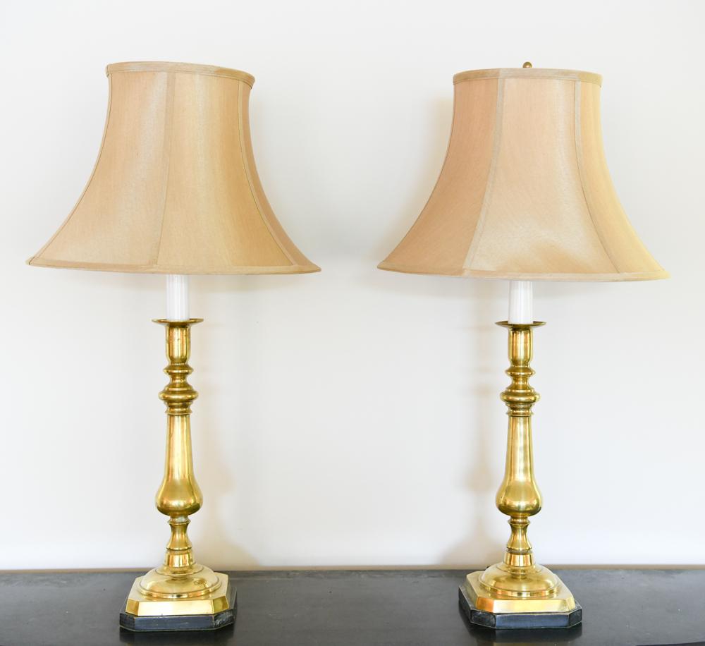 PAIR OF TRADITIONAL BRASS CANDLE STICK LAMPS (1 of 9)