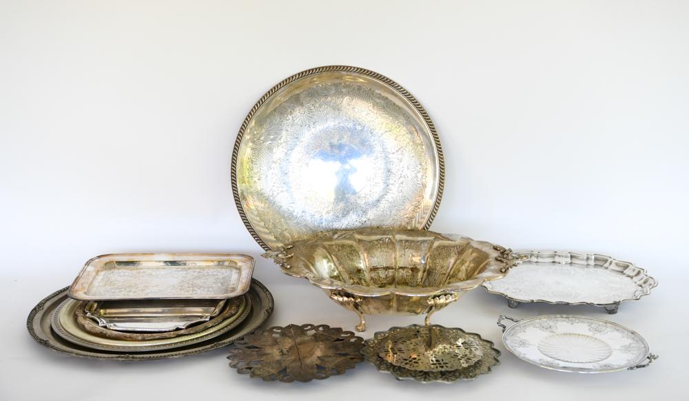 GROUPING OF SILVERPLATE SERVING TRAYS ETC. (1 of 11)