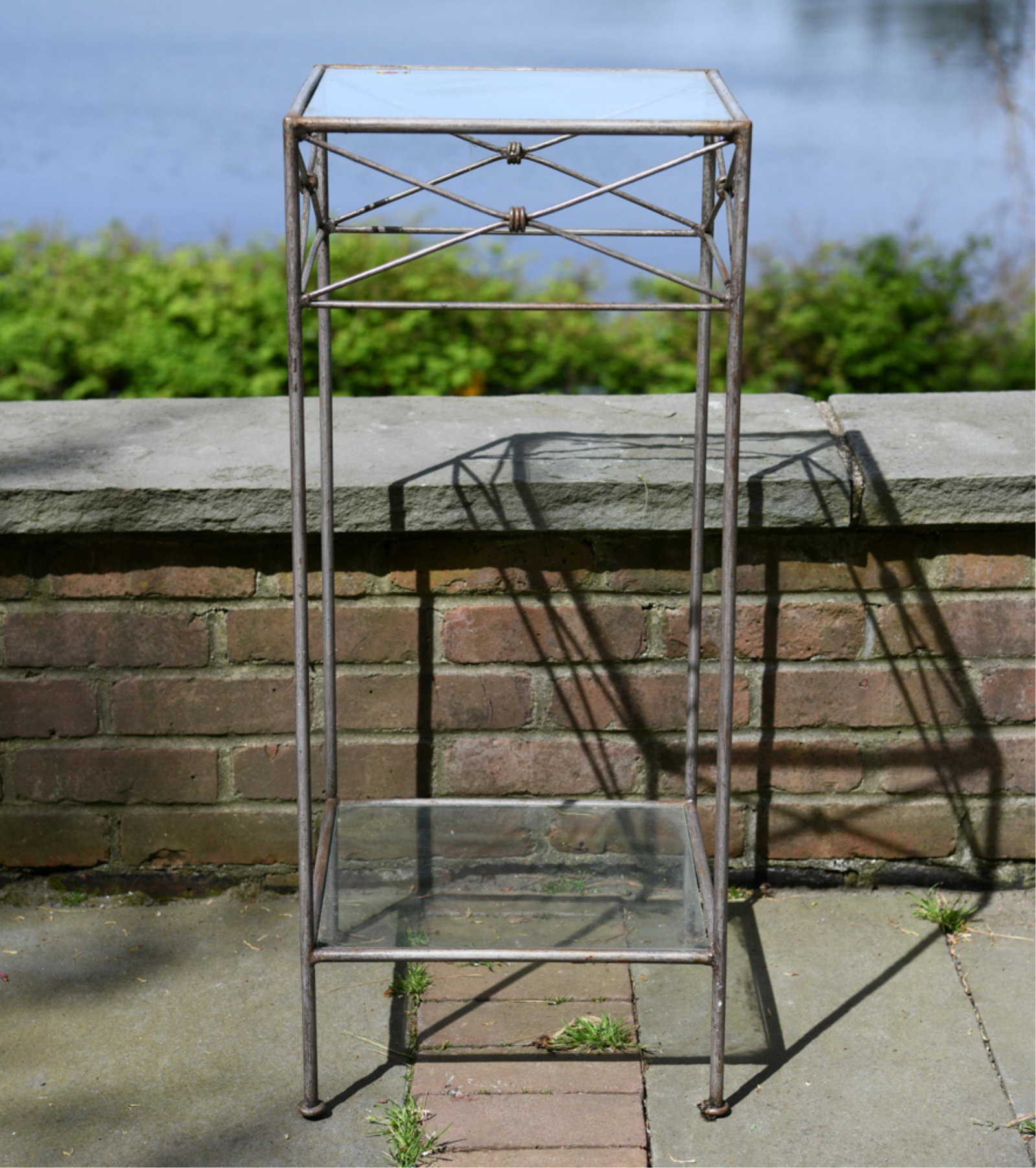 CONTEMPORARY METAL AND GLASS STAND (1 of 6)