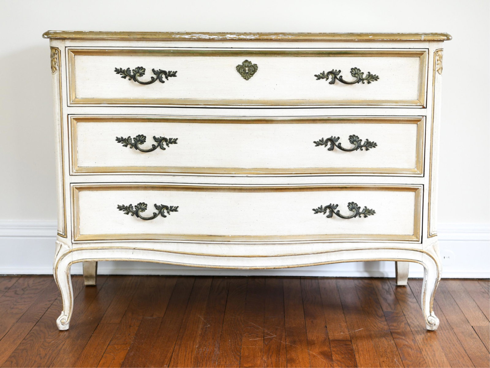 HENREDON LOUIS XV FRENCH STYLE DRESSER: Marked Henredon inside top drawer. Dimensions: H 32" x W 42" x D 20" Condition: Loss to paint at edges. Sturdy.