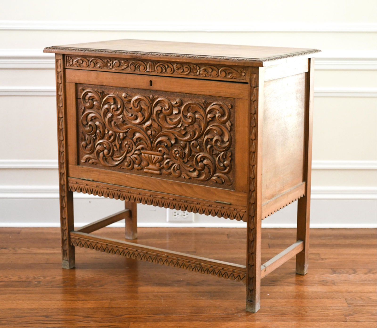 CARVED OAK BAR CABINET (1 of 10)