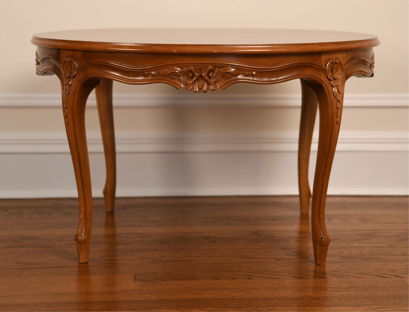 SMALL FRENCH STYLE CARVED WOOD SIDE TABLE (1 of 7)