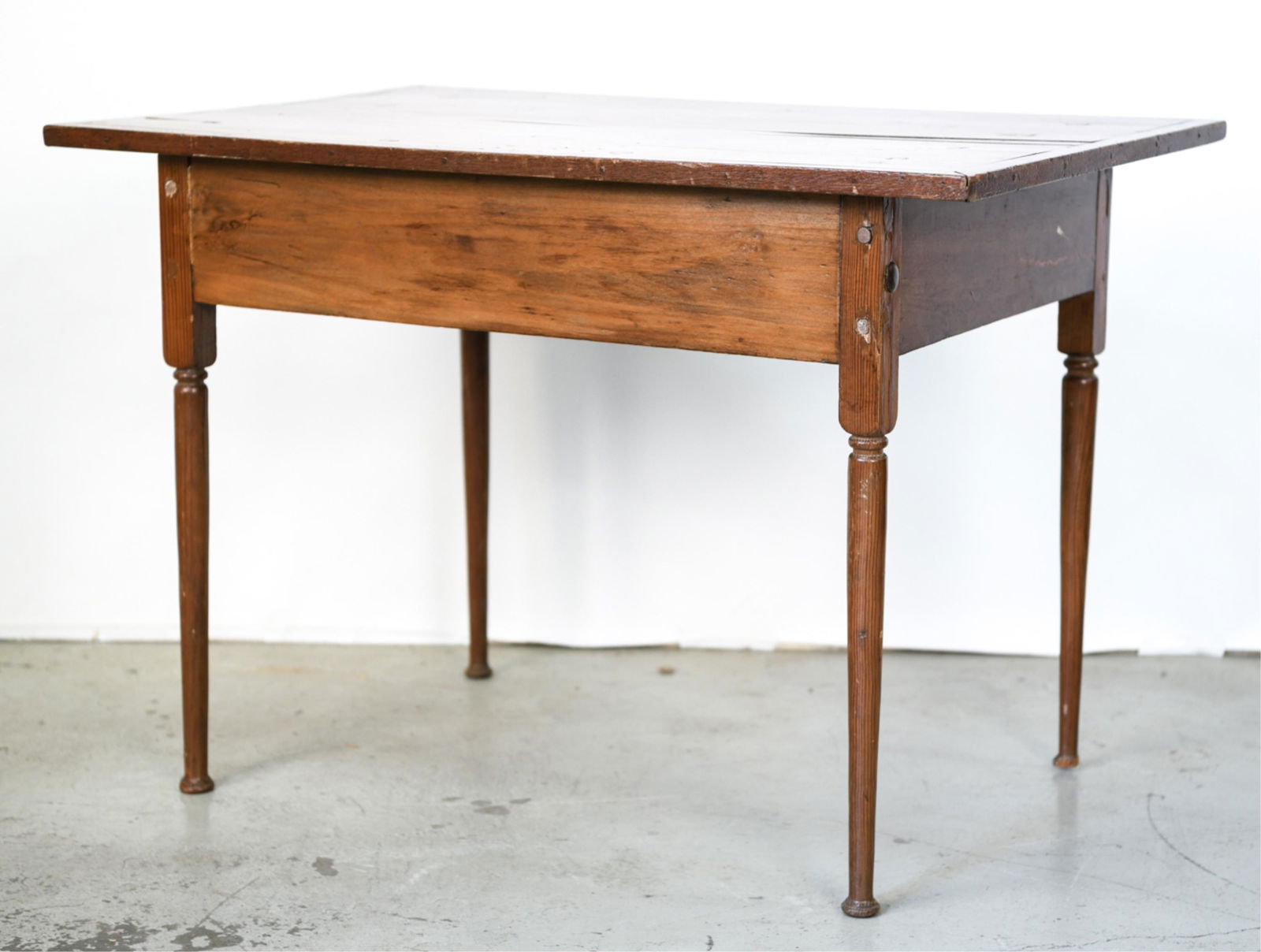 19TH C. COUNTRY PINE SMALL TABLE (1 of 7)