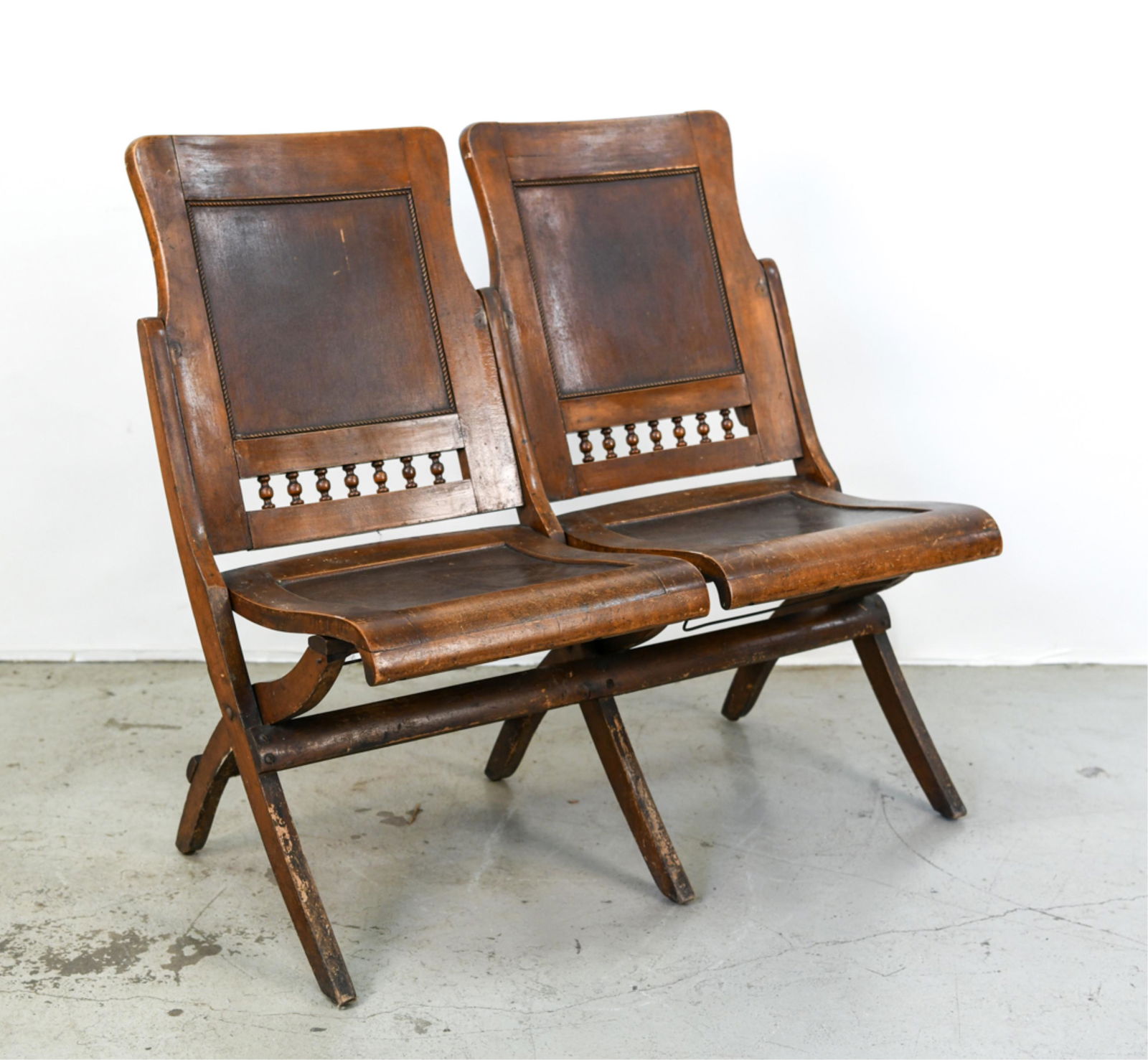 ANTIQUE FOLDING WOOD BENCH (1 of 11)