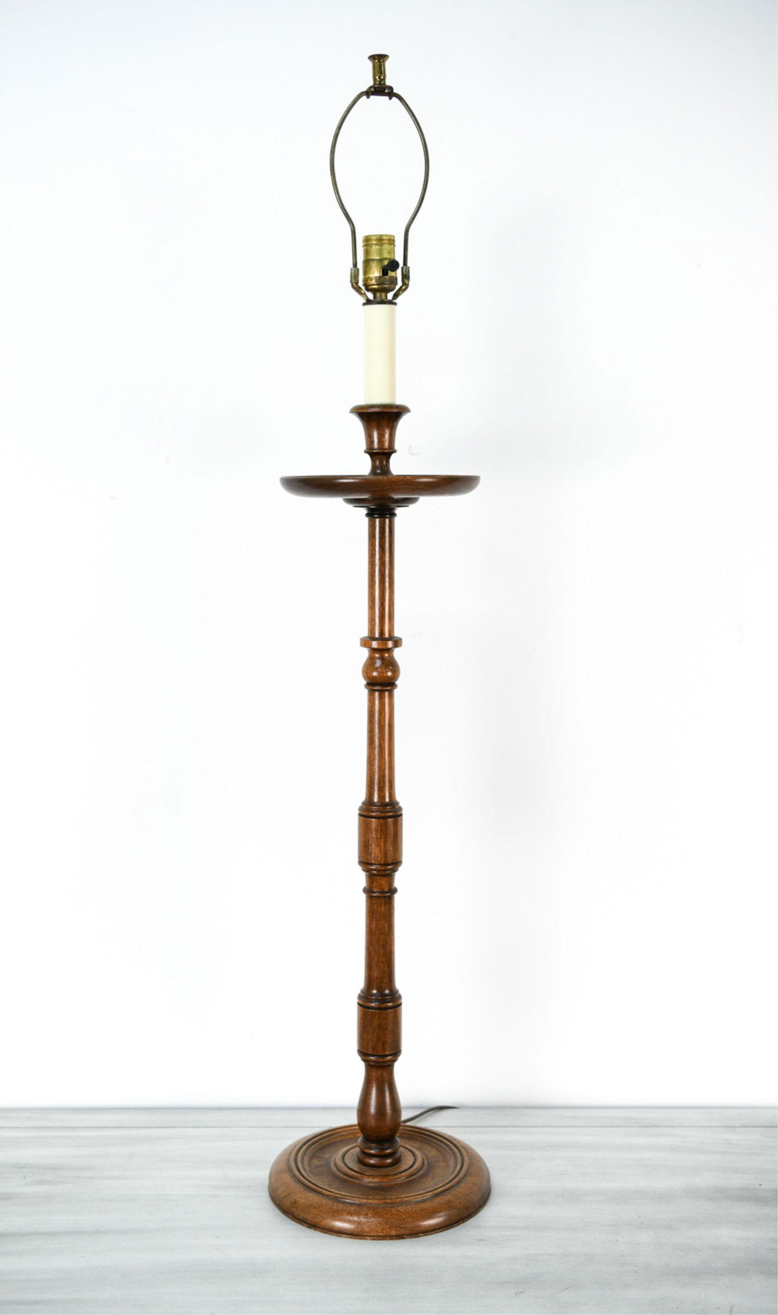 ANTIQUE TURNED WOOD CANDLESTICK LAMP (1 of 4)