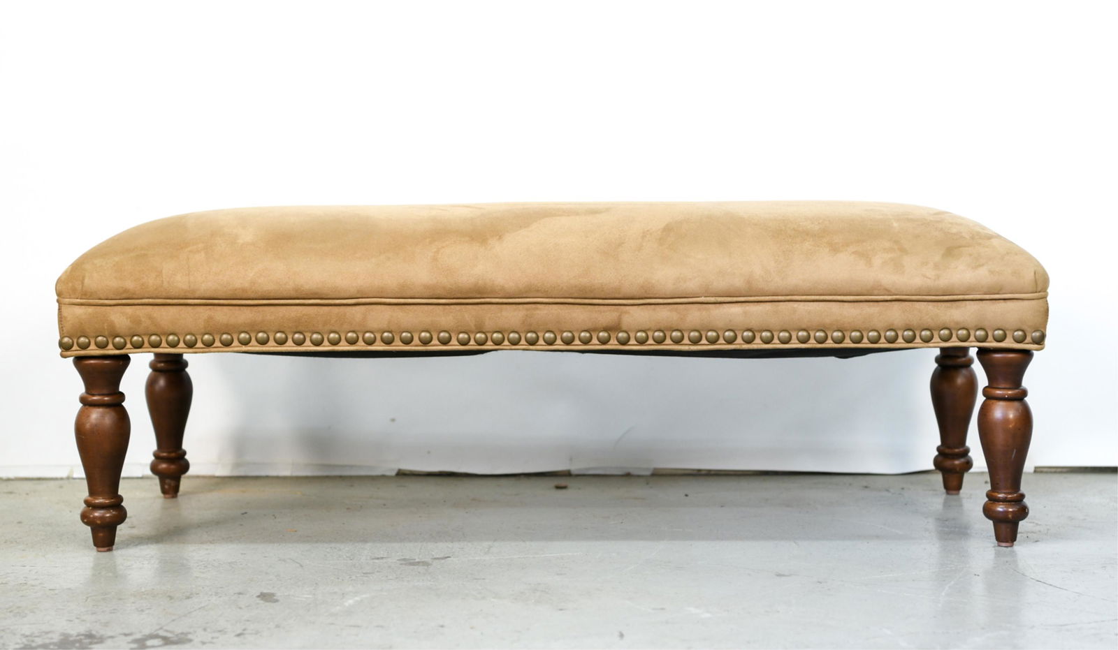 UPHOLSTERED BENCH (1 of 5)