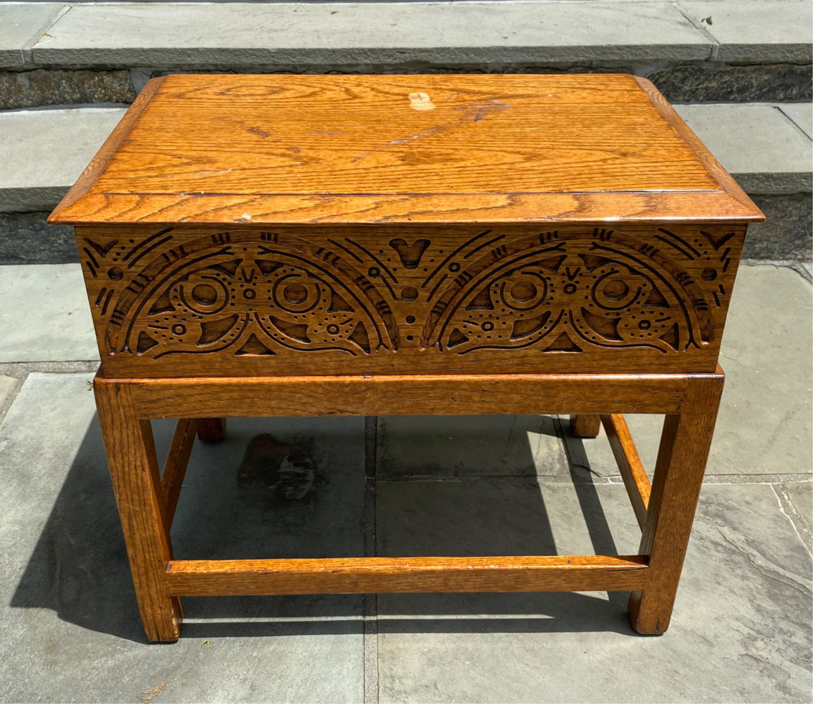 MINTON SPIDELL OAK CHEST: Dimensions: H 23" x W 25.5" x D 17.25" Condition: Finish wear to topmost surface. Couple rubs.