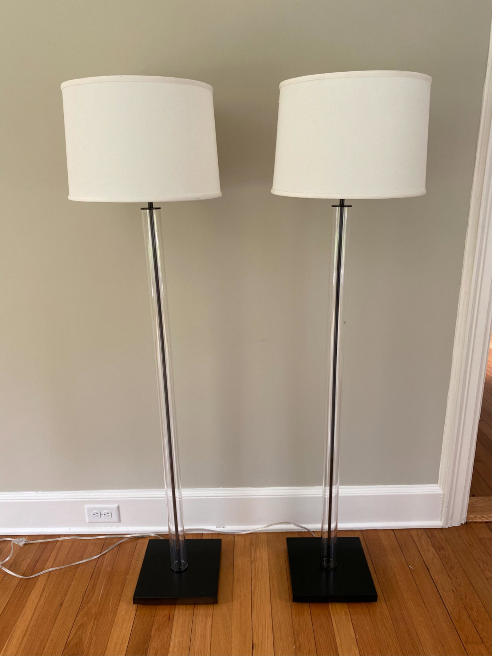 PAIR OF CONTEMPORARY FLOOR LAMPS (1 of 8)