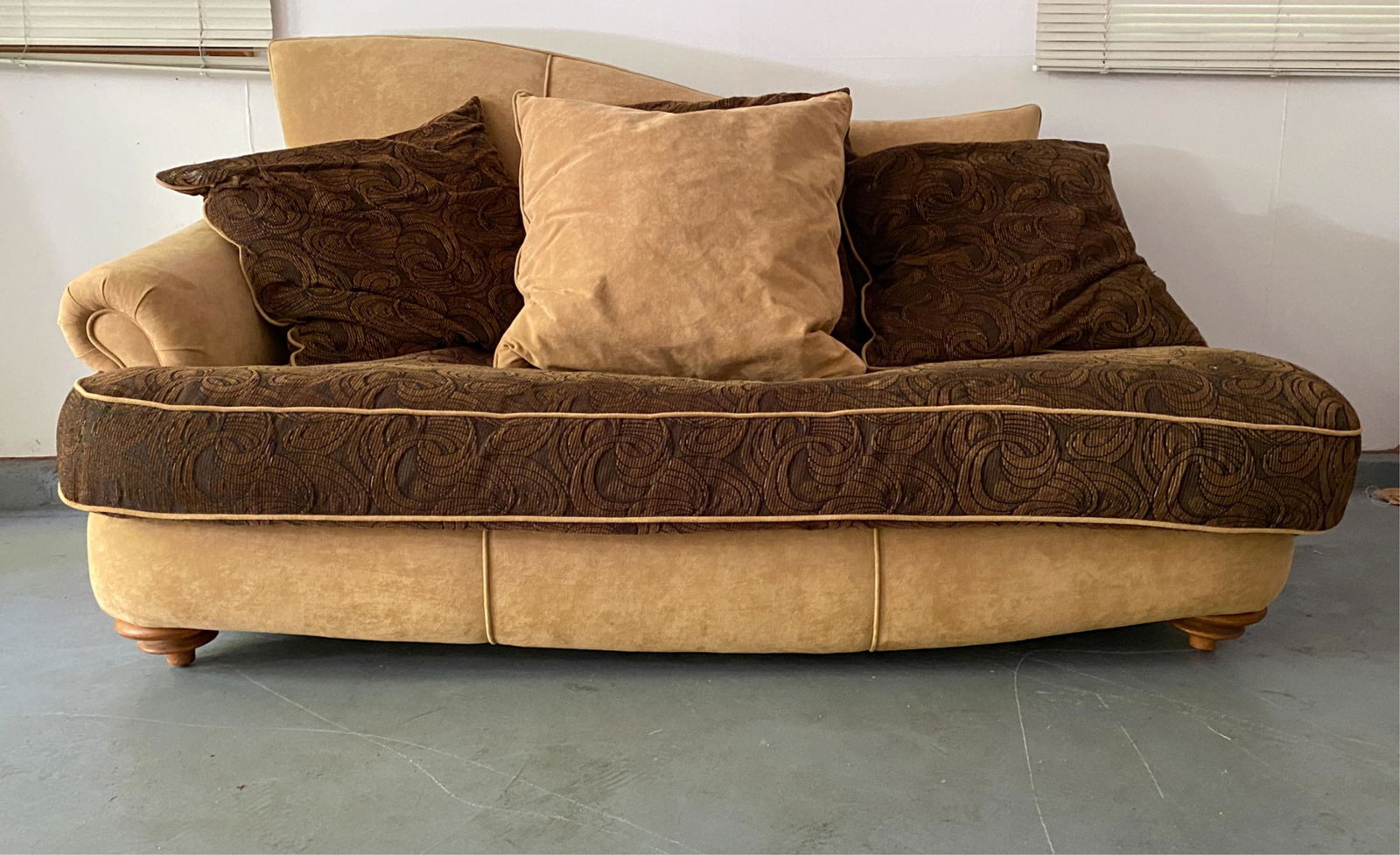 THAYER COGGIN SOFA: Tagged: Thayer Coggin. Including matching throw pillows. Wave form back. Dimensions: H 39.75" x W 68" x D 45" x SH 18" Condition: Some stains to upholstery. Showing normal signs of use.