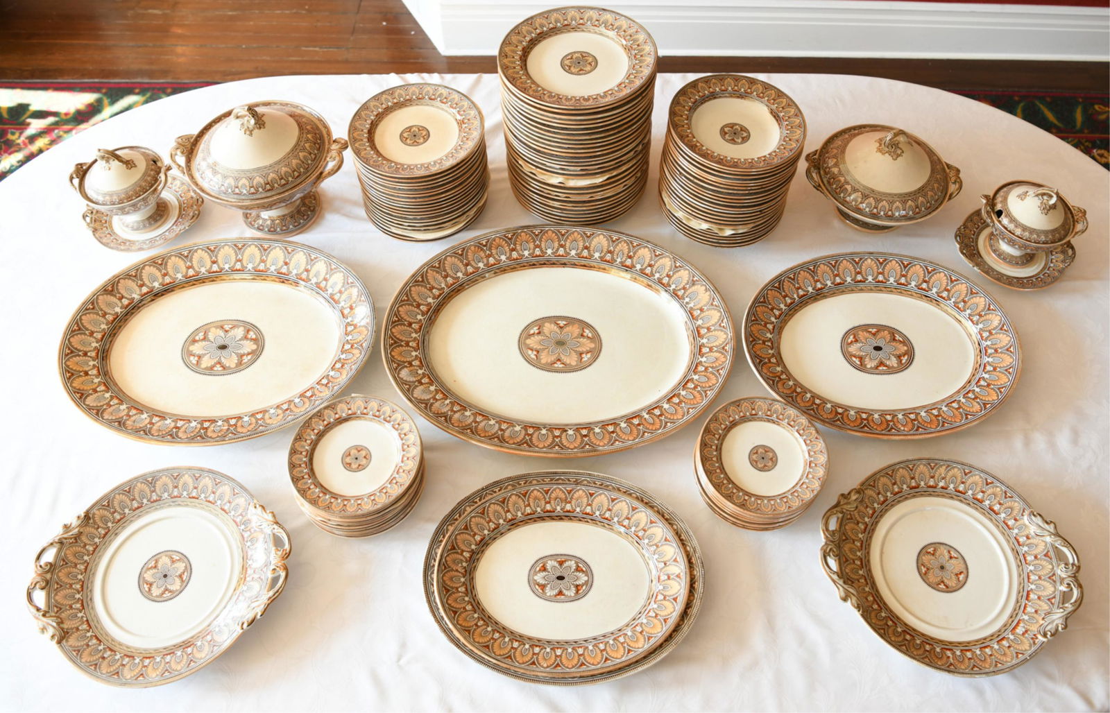 19TH C. STAFFORDSHIRE GRECIAN BORDER SERVICE (1 of 20)