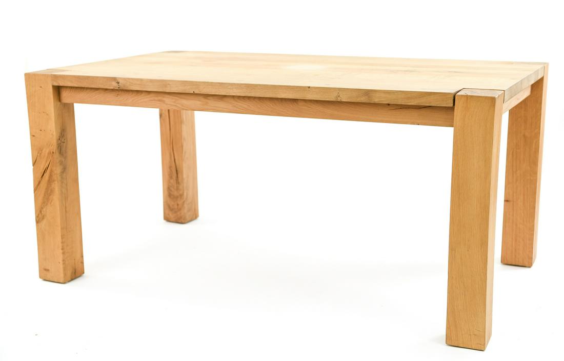 Yask Ylifanti Dining Table