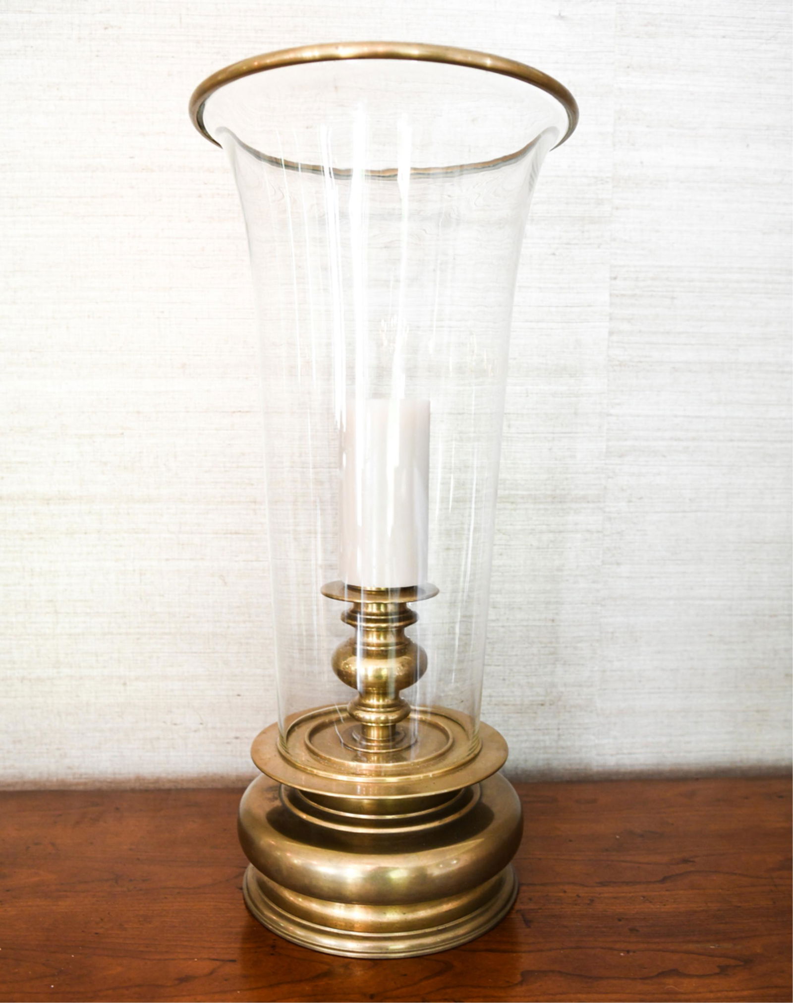 HURRICANE SHADE BRASS CANDLE HOLDER (1 of 7)