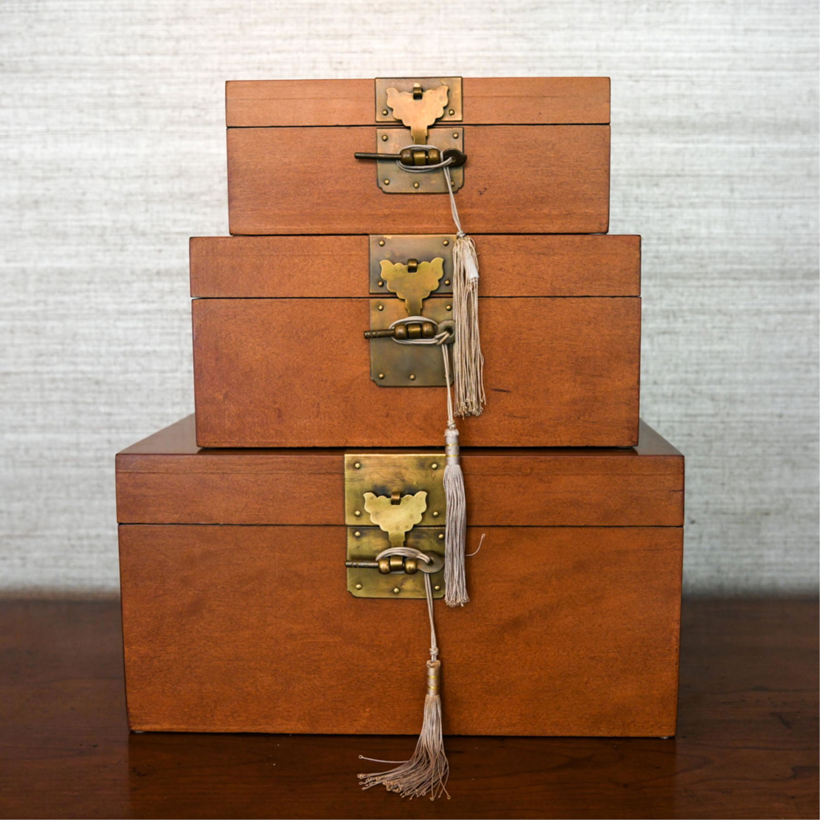 (3) KOREAN NESTING BOXES (1 of 7)