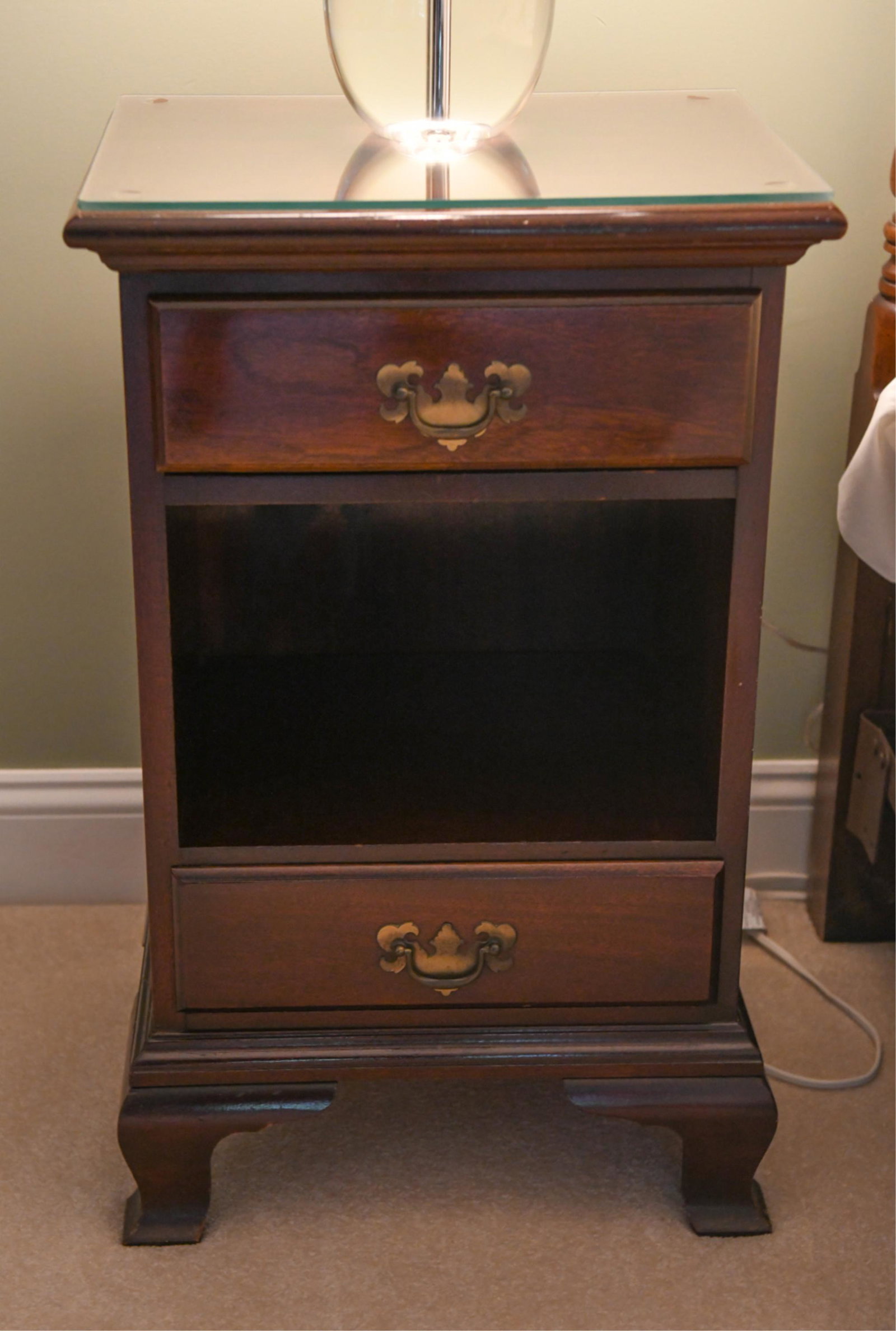 MAHOGANY NIGHTSTAND: Dimensions: H 28.5" x W 18.5" x D 14.5" Condition: Few flea bites to glass. Signs of use including few scuffs, scratches, and dings.