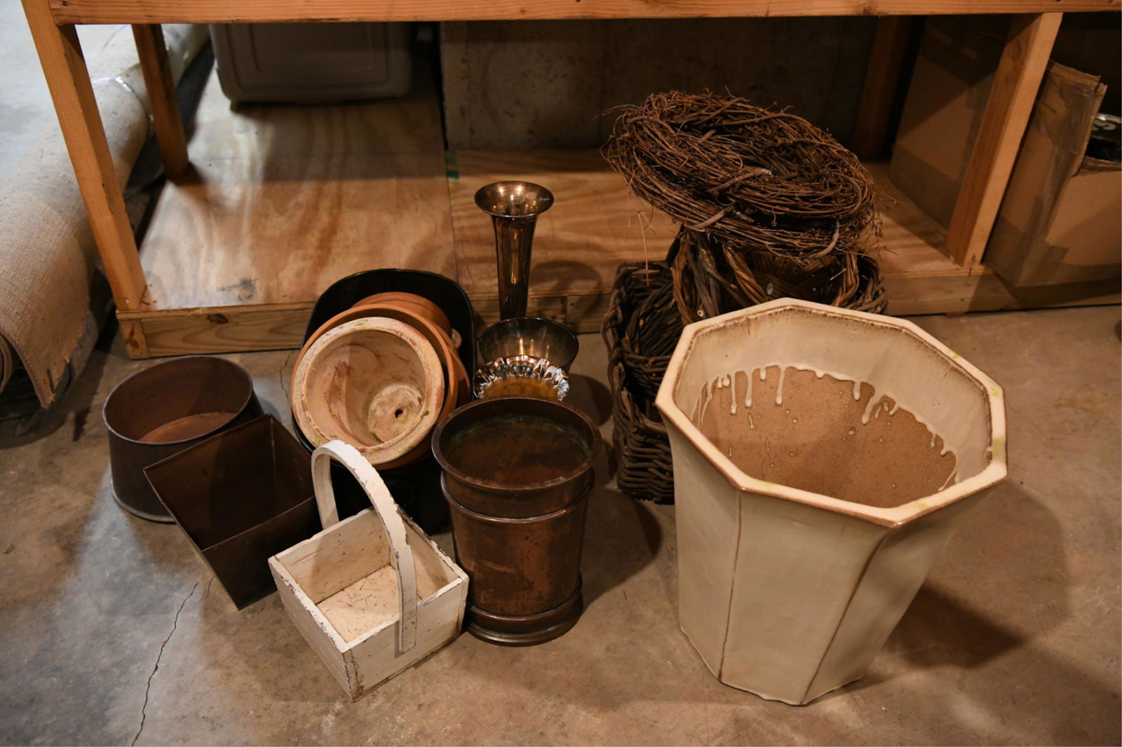 GROUPING OF PLANTERS ETC. (1 of 7)