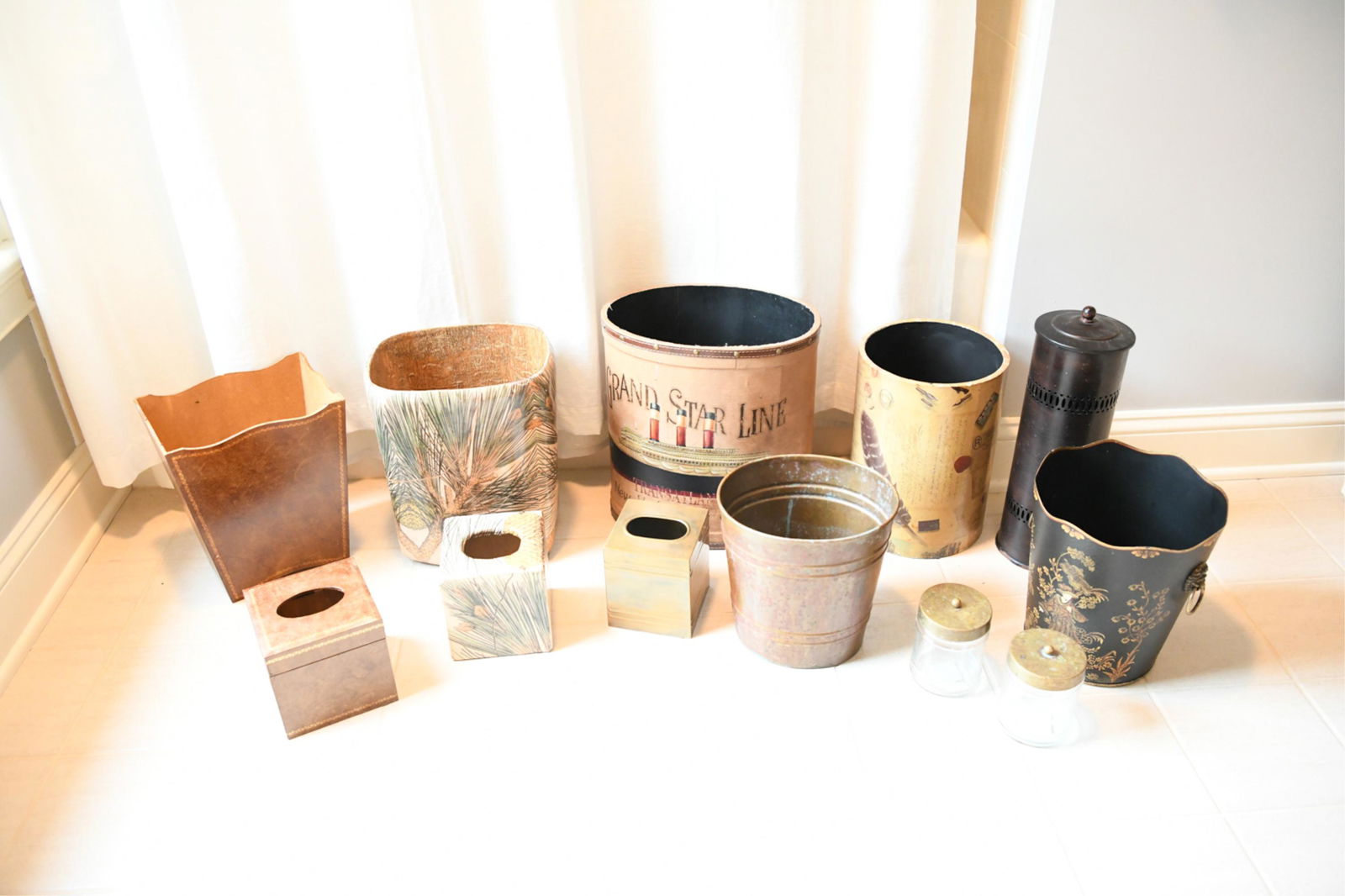 DECORATIVE WASTE BASKETS & TISSUE COVERS ETC. (1 of 11)