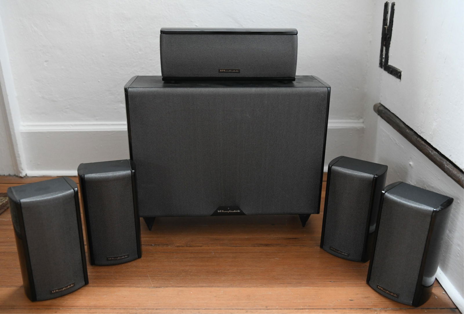 Wharfedale hotsell achromatic speakers