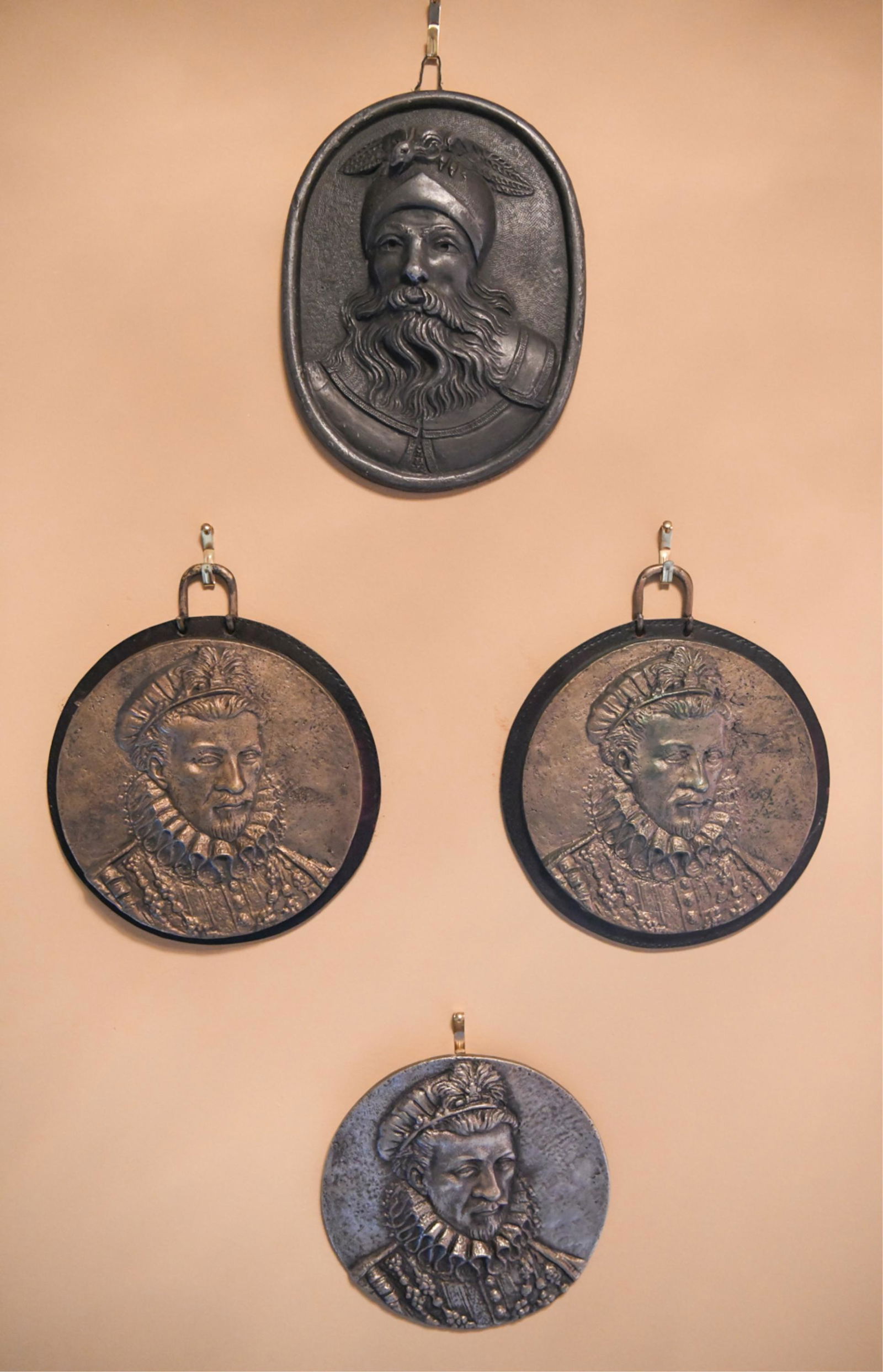 (4) METAL RELIEF BUST PLAQUES (1 of 1)