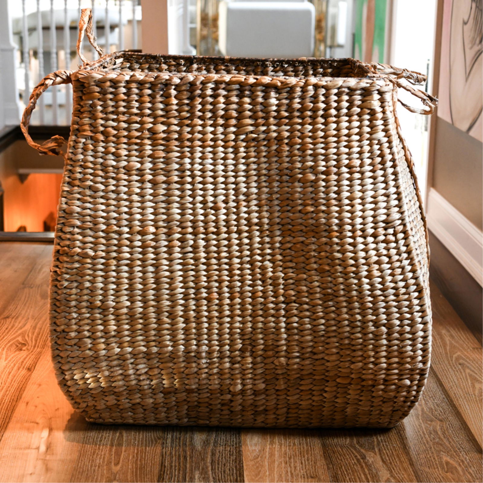 LARGE WOVEN BASKET (1 of 1)