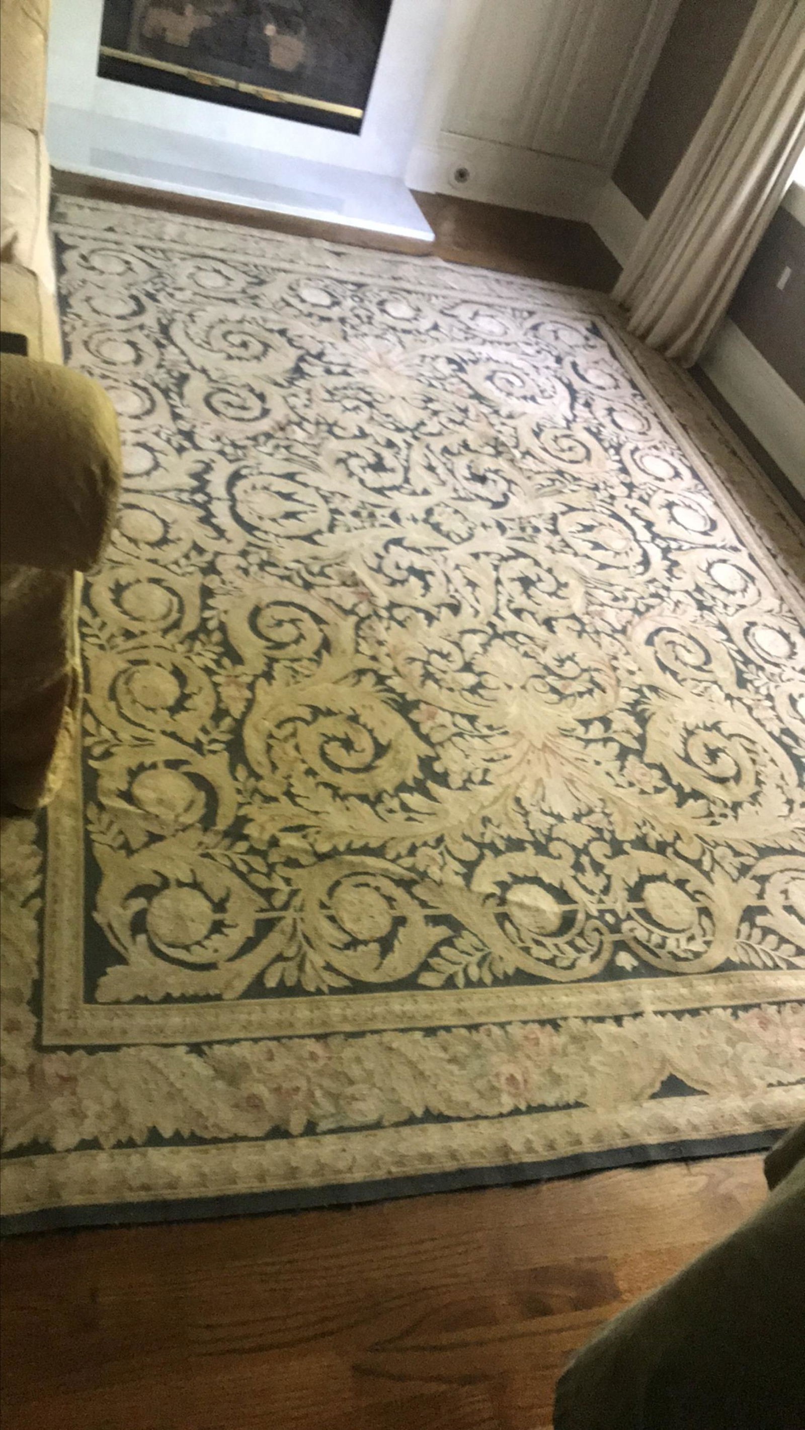 NEEDLEPOINT RUG (1 of 1)