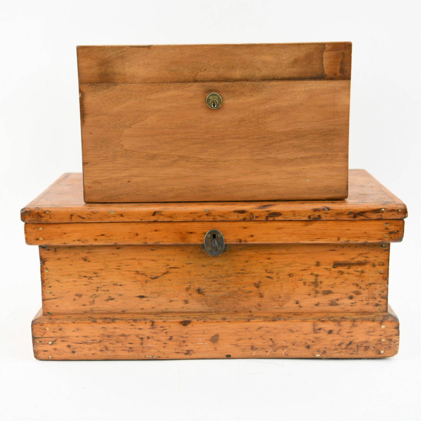(2) VINTAGE WOODEN BOXES INCL. HUMIDOR (1 of 15)