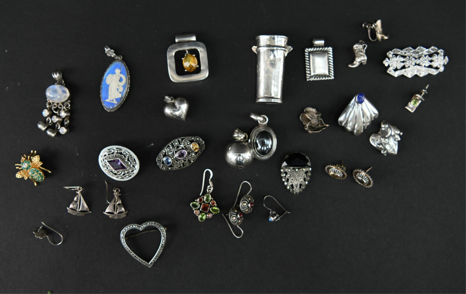 GROUPING OF STERLING SILVER JEWELRY (1 of 12)