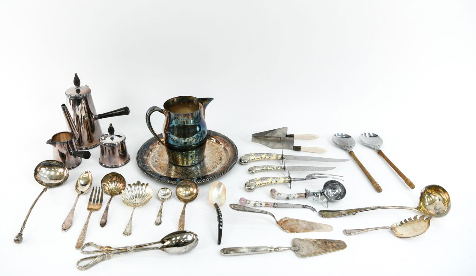 SILVERPLATE GROUPING (1 of 15)