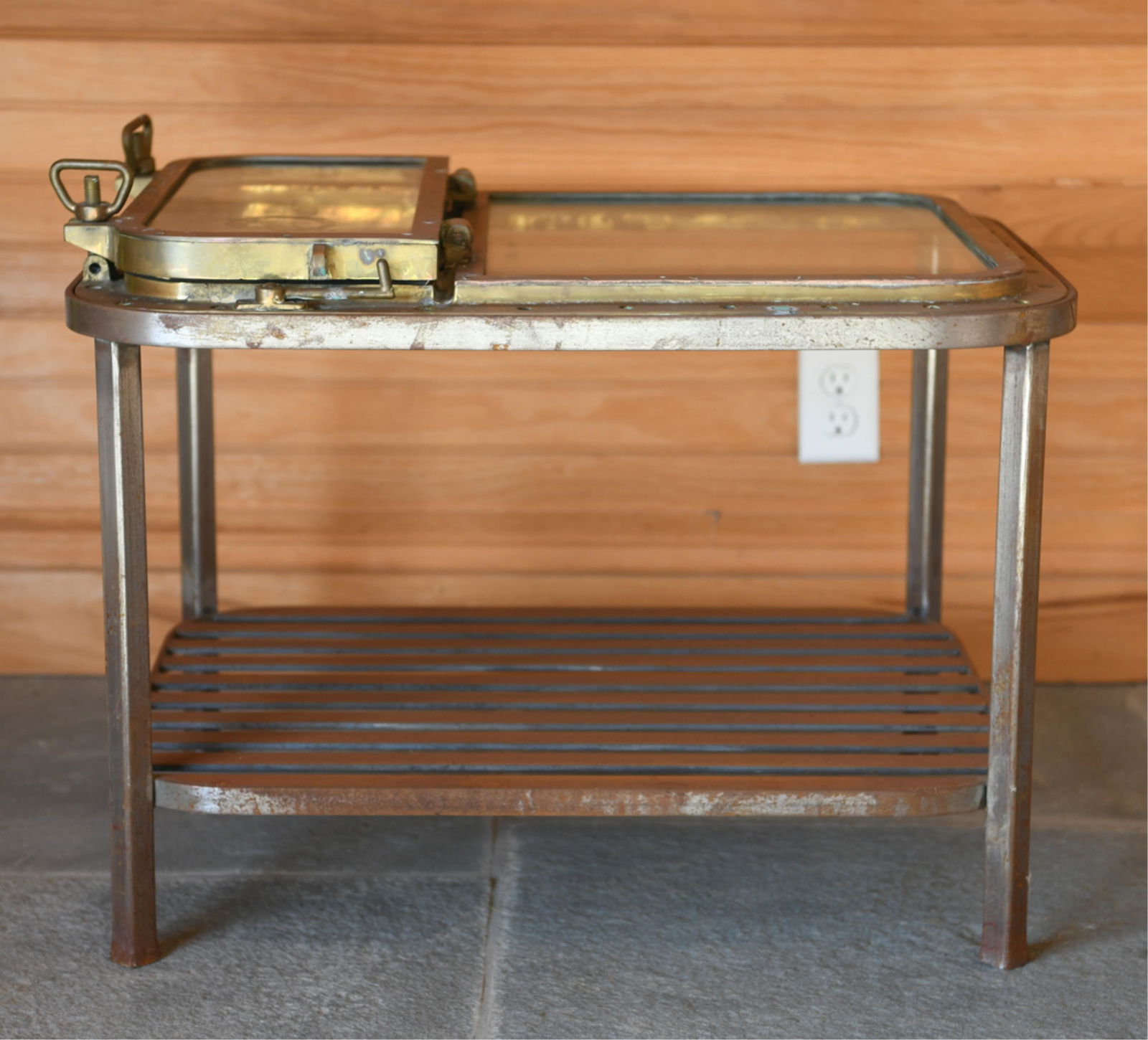 ANTIQUE SHIPS PORTHOLE WINDOW TABLE (1 of 7)