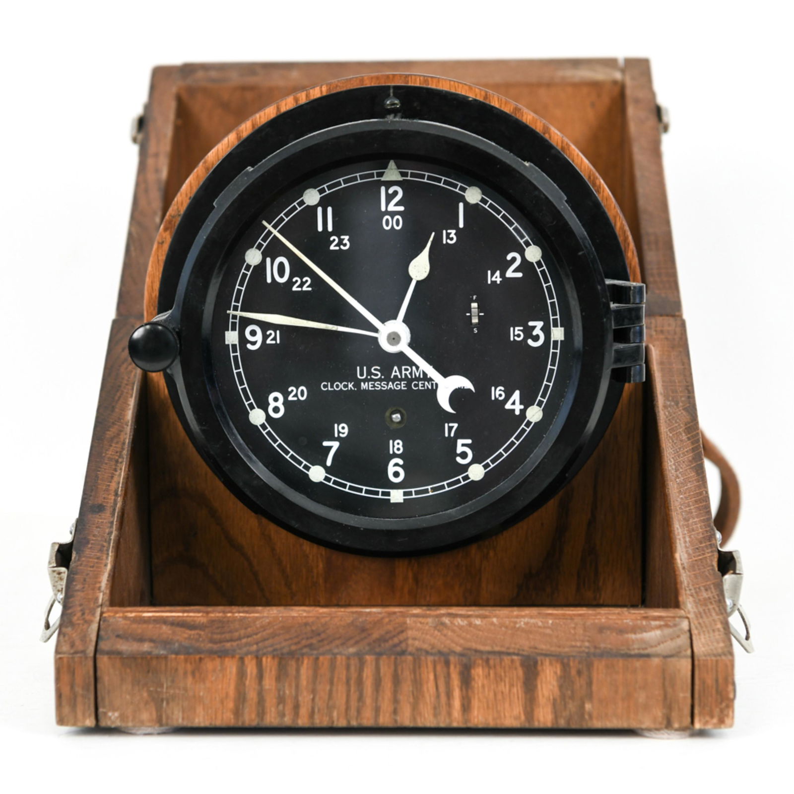 WWII ERA US ARMY MESSAGE CENTER CLOCK (1 of 10)