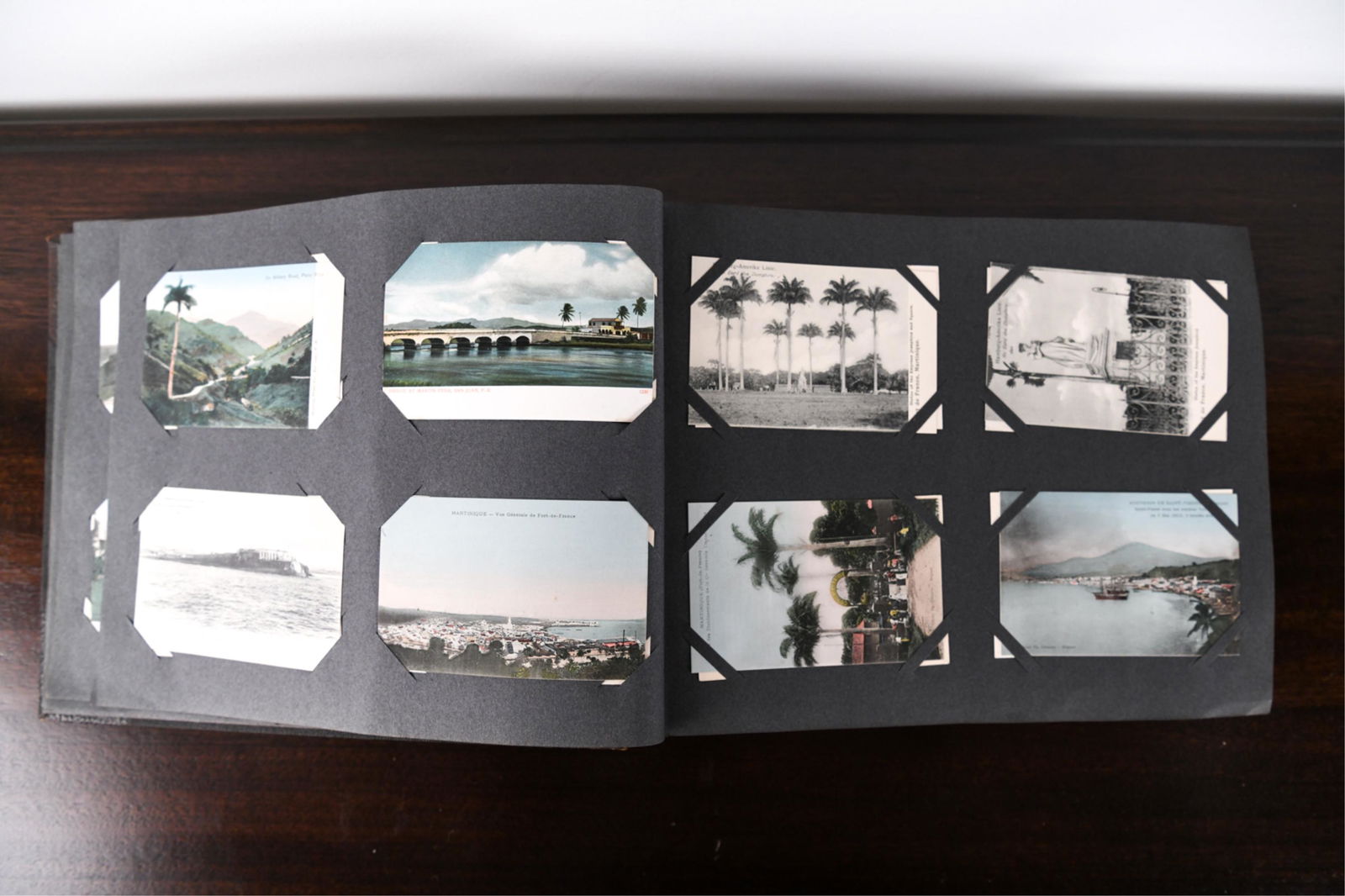 INTERNATIONAL POST CARD COLLECTION (1 of 20)