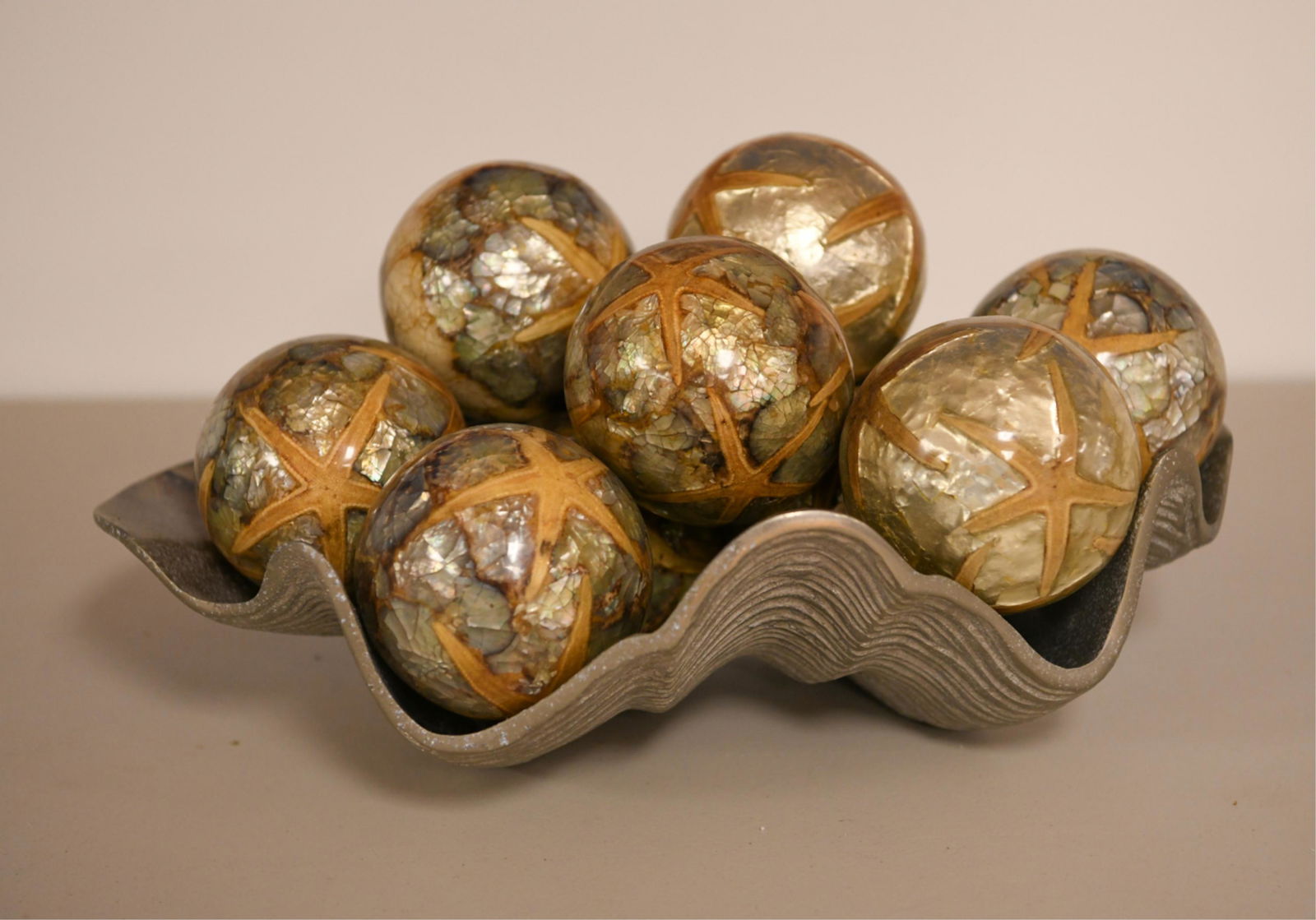 DECORATIVE STARFISH & ABALONE SPHERES IN SHELL (1 of 9)