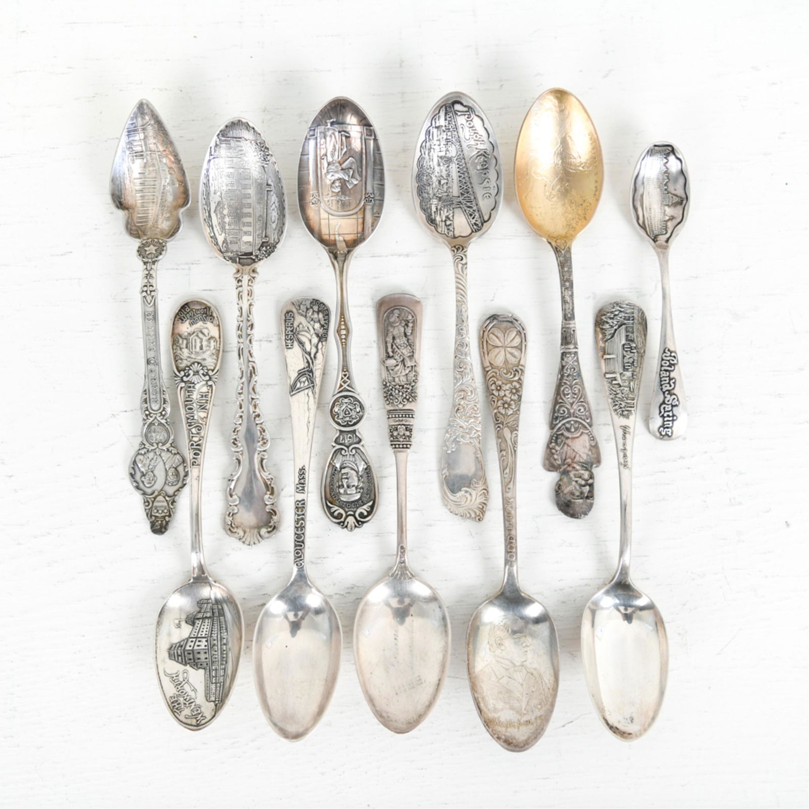GROUPING OF STERLING SILVER SOUVENIR SPOONS (1 of 18)