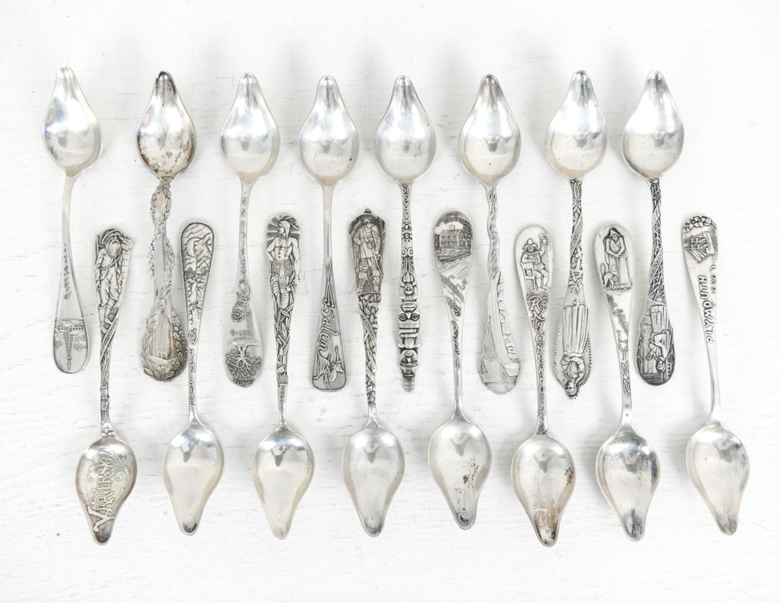STERLING SILVER SOUVENIR GRAPEFRUIT SPOONS (1 of 14)