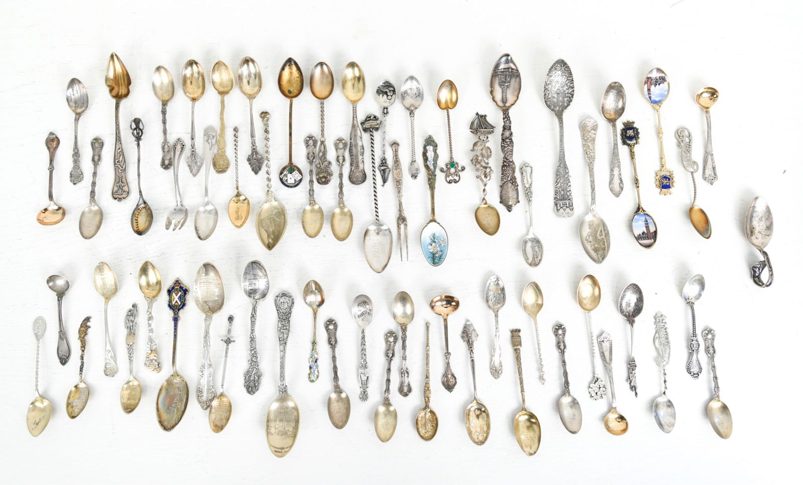 GROUPING OF STERLING SILVER SOUVENIR SPOONS (1 of 14)