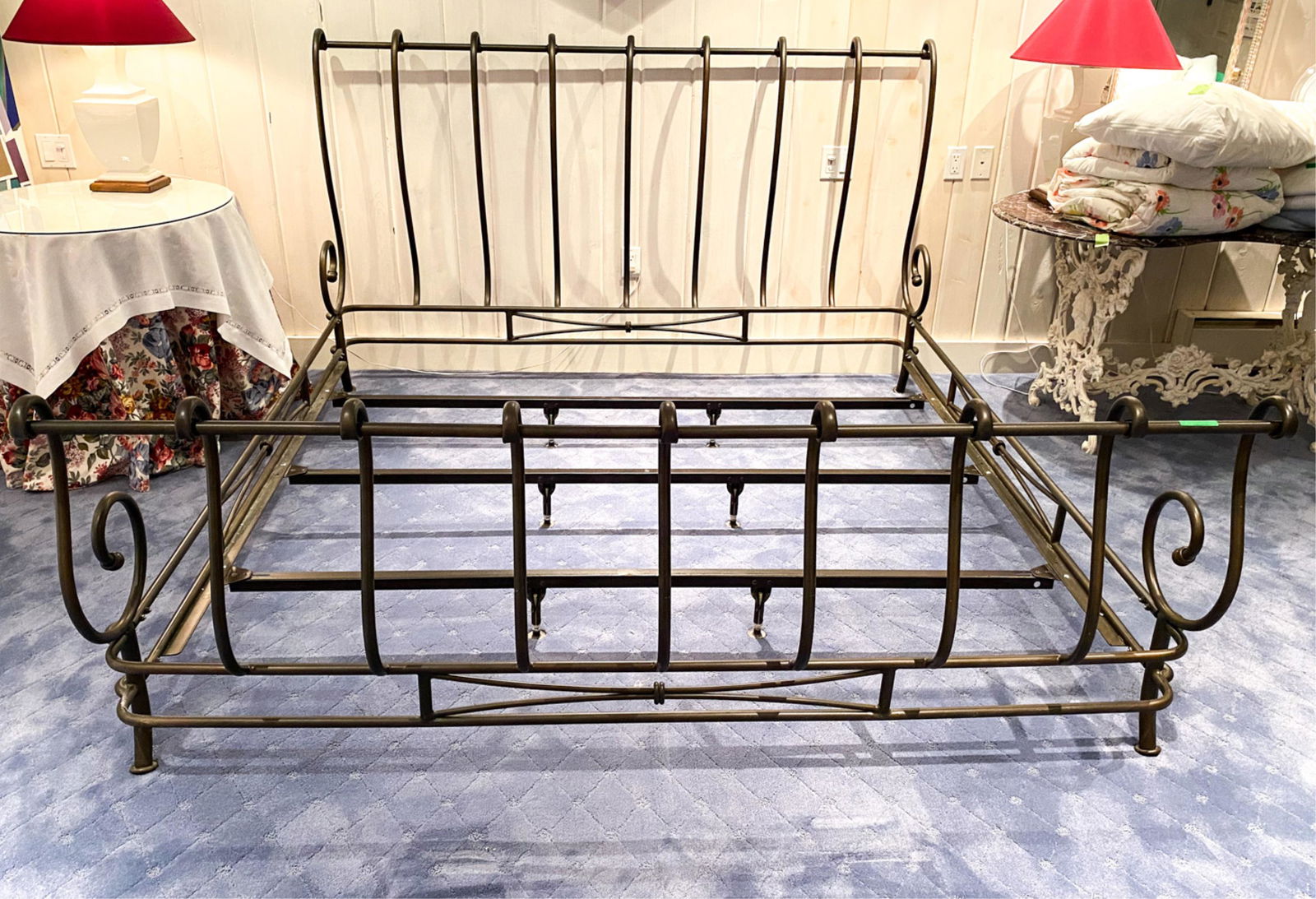 IRON KING SIZE BED (1 of 12)