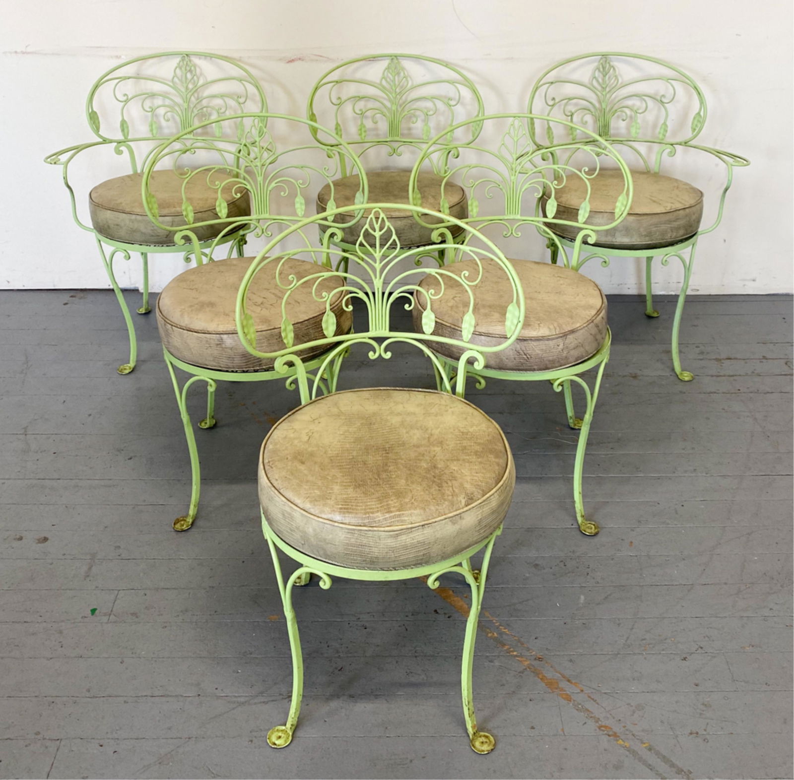 (6) SALTERINI IRON OUTDOOR PATIO CHAIRS (1 of 9)