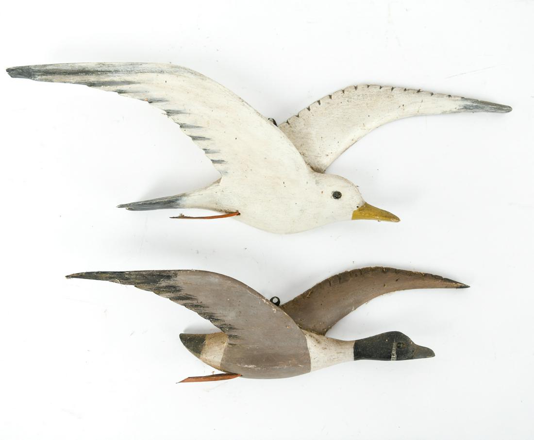 (2) VINTAGE WOODEN FOLK ART WALL BIRDS (1 of 12)