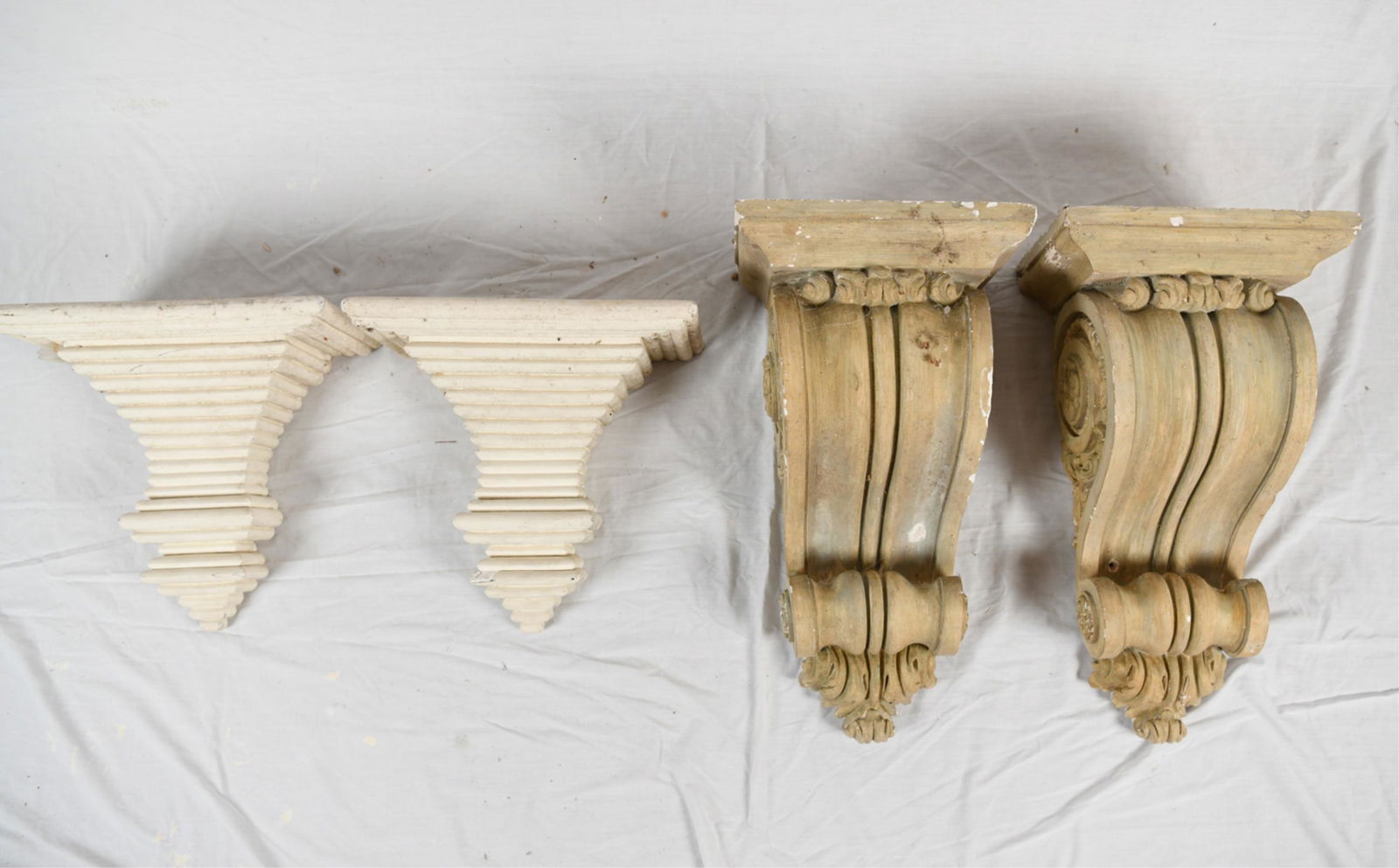 (4) GROUPING OF PLASTER CORBELS AND WALL SHELVES (1 of 8)