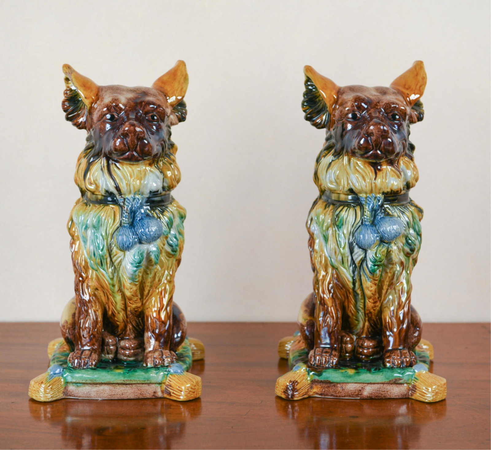 PAIR OF VINTAGE MAJOLICA SHEPHERD DOGS (1 of 14)