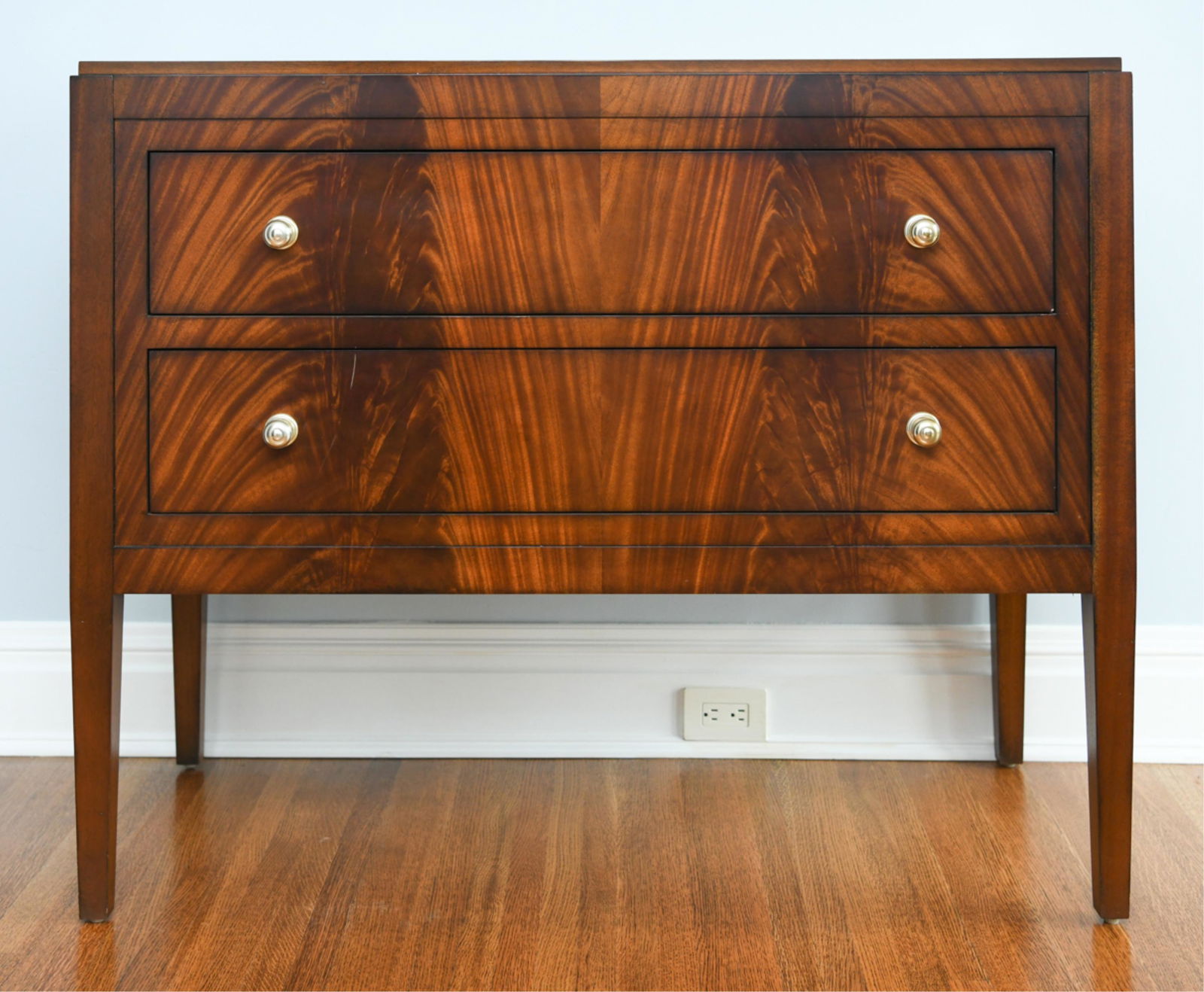 THOMAS O'BRIEN CENTURY BANDED "MAHOGANY" SERVER (1 of 11)